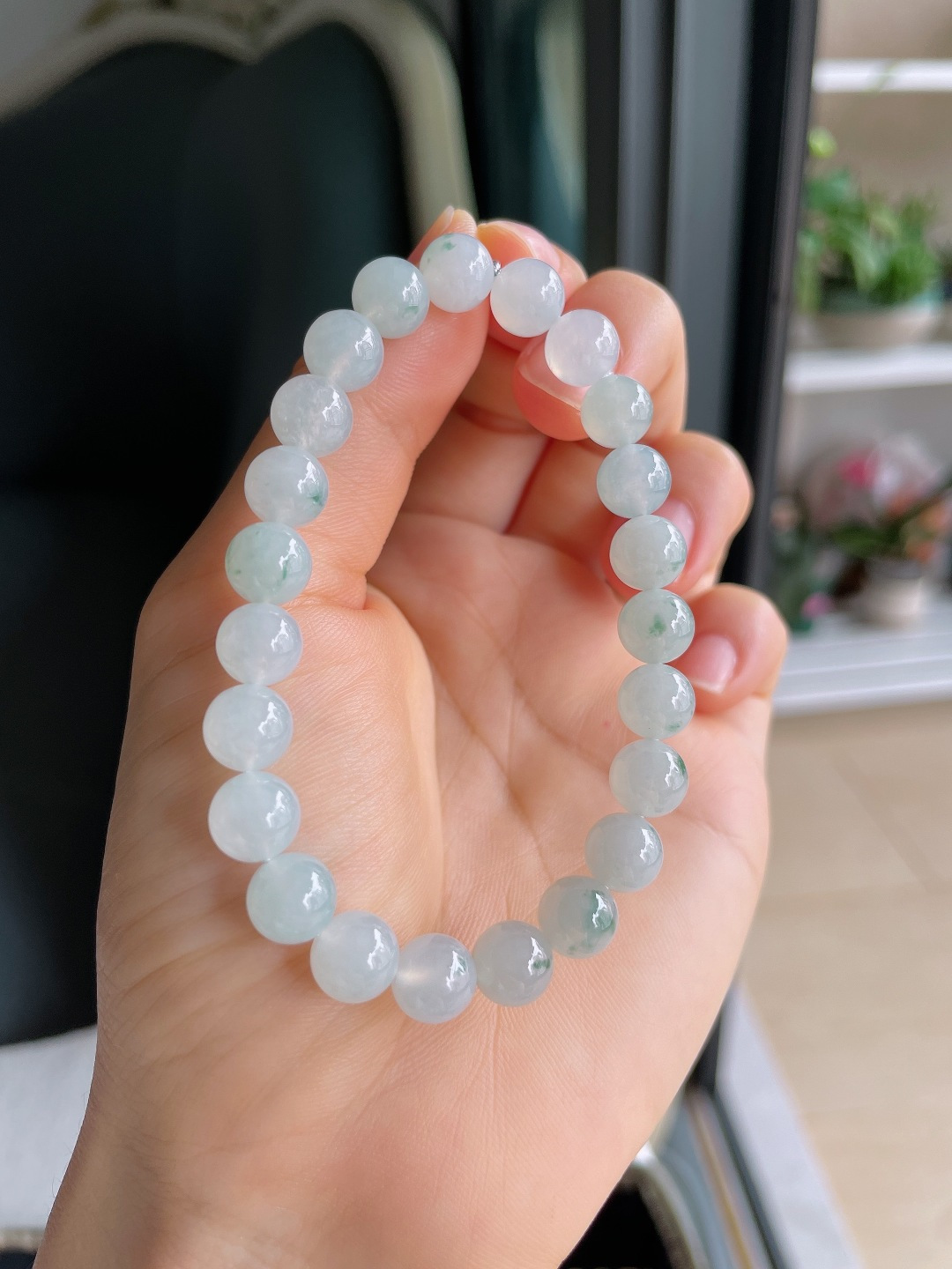 缅甸天然翡翠A货，冰飘花手串，尺寸：8mm。【编4363】
