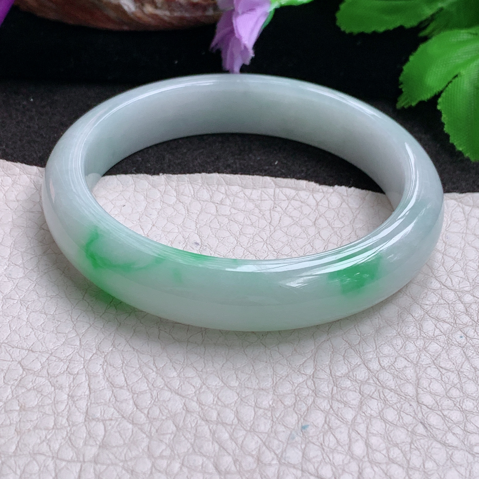 ay实拍59.5*12.8*9白底青镯 缅甸翡翠a货玉手镯水润飘绿正圈玉手环