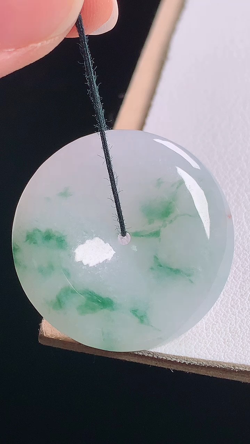 冰飘花平安扣，无裂，尺寸:28.6-5.4mm