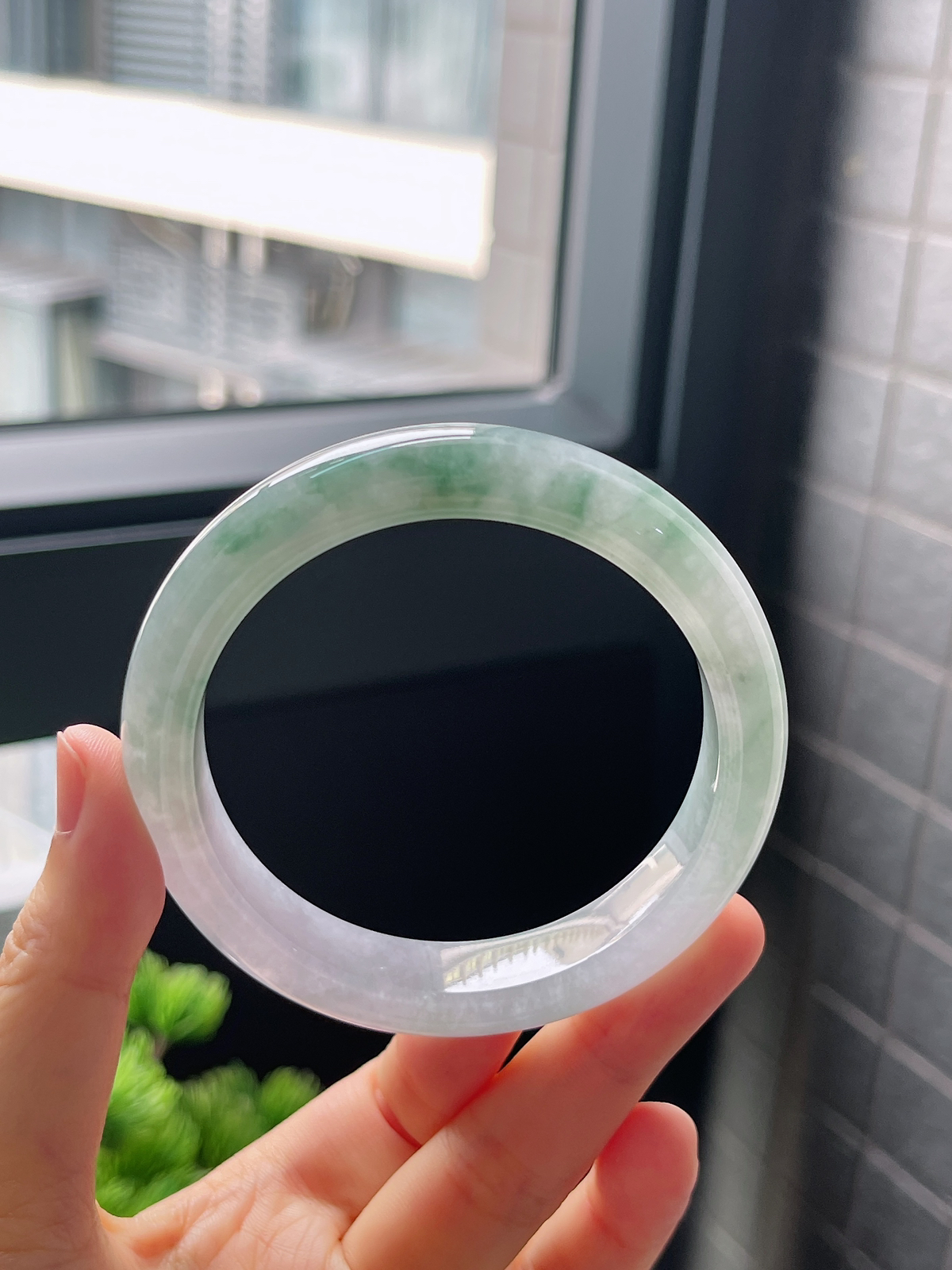 圈口56.5，冰糯种飘花翡翠正圈手镯