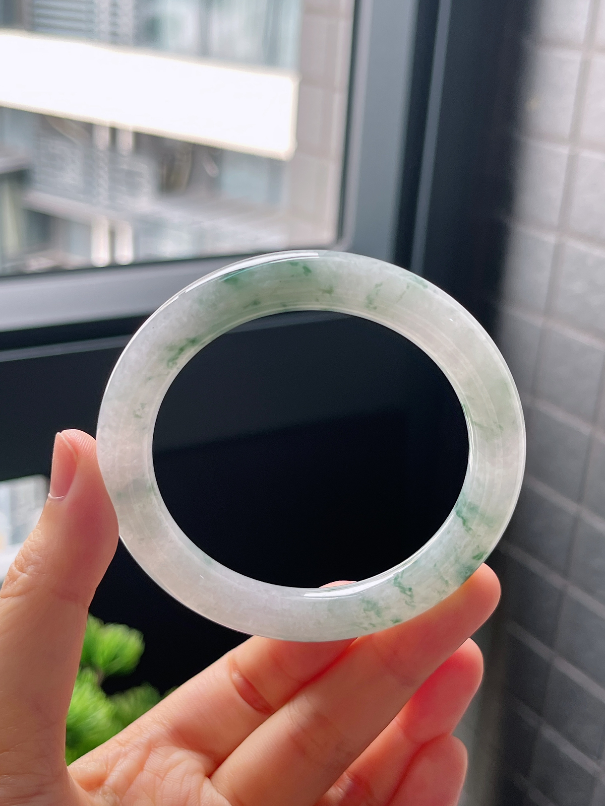 圈口53，冰糯种飘花翡翠圆条手镯