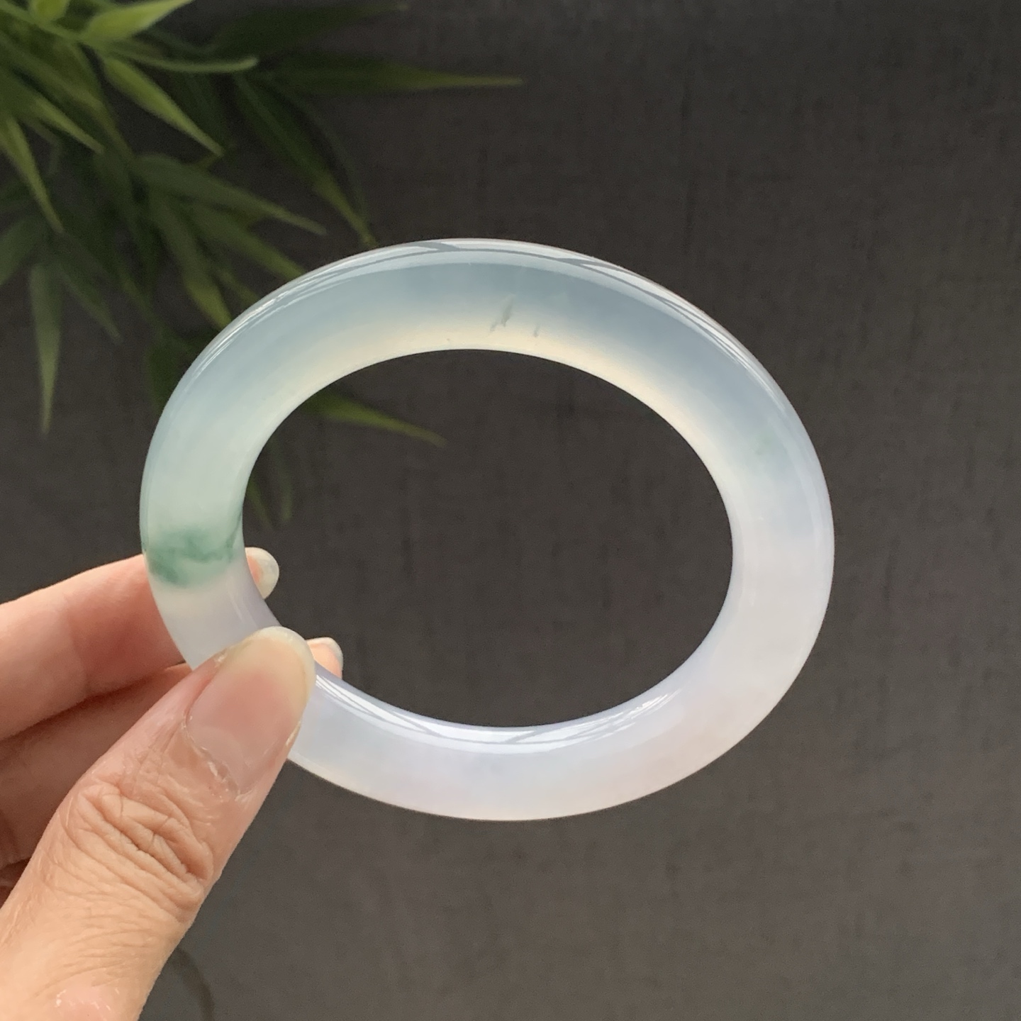 070634H 冰飘花圆条正圈翡翠手镯 57.1-11.6-11.3