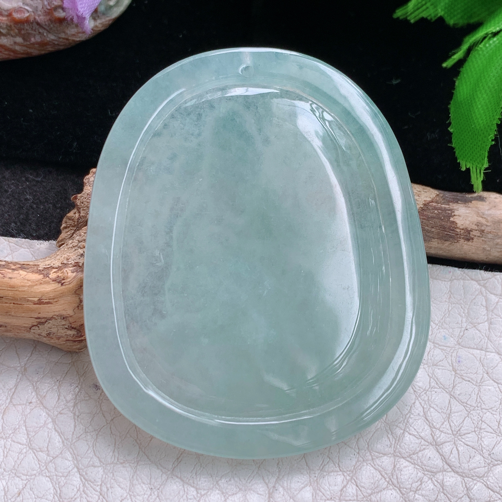ktj实拍51.5*43.8*5.8缅甸翡翠a货精雕冰晴三羊开泰 生肖羊玉吊坠