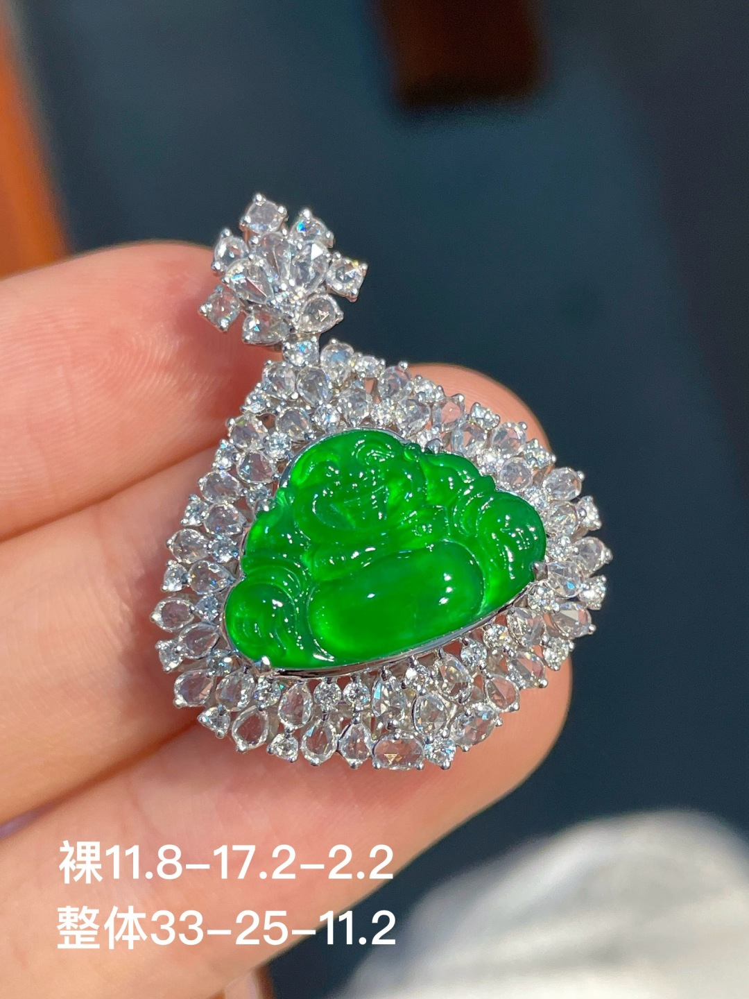 ️阳绿佛公吊坠 无裂 18k金镶嵌，33-25-11.2
