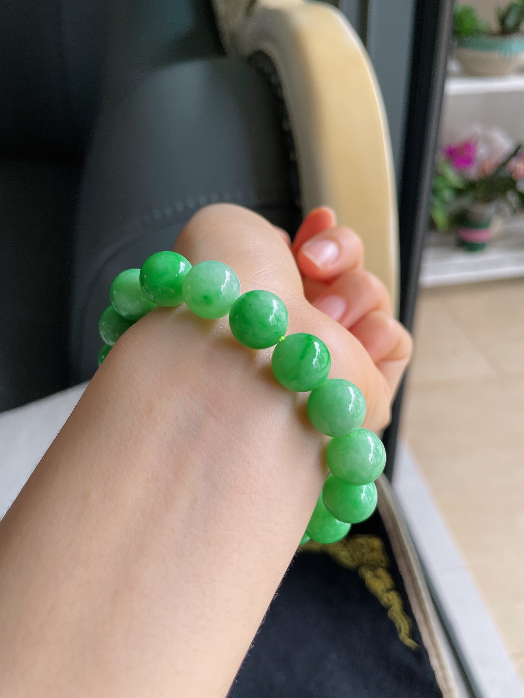 天然翡翠A货，冰满绿阳绿手串，尺寸：11.5mm。【编0227】