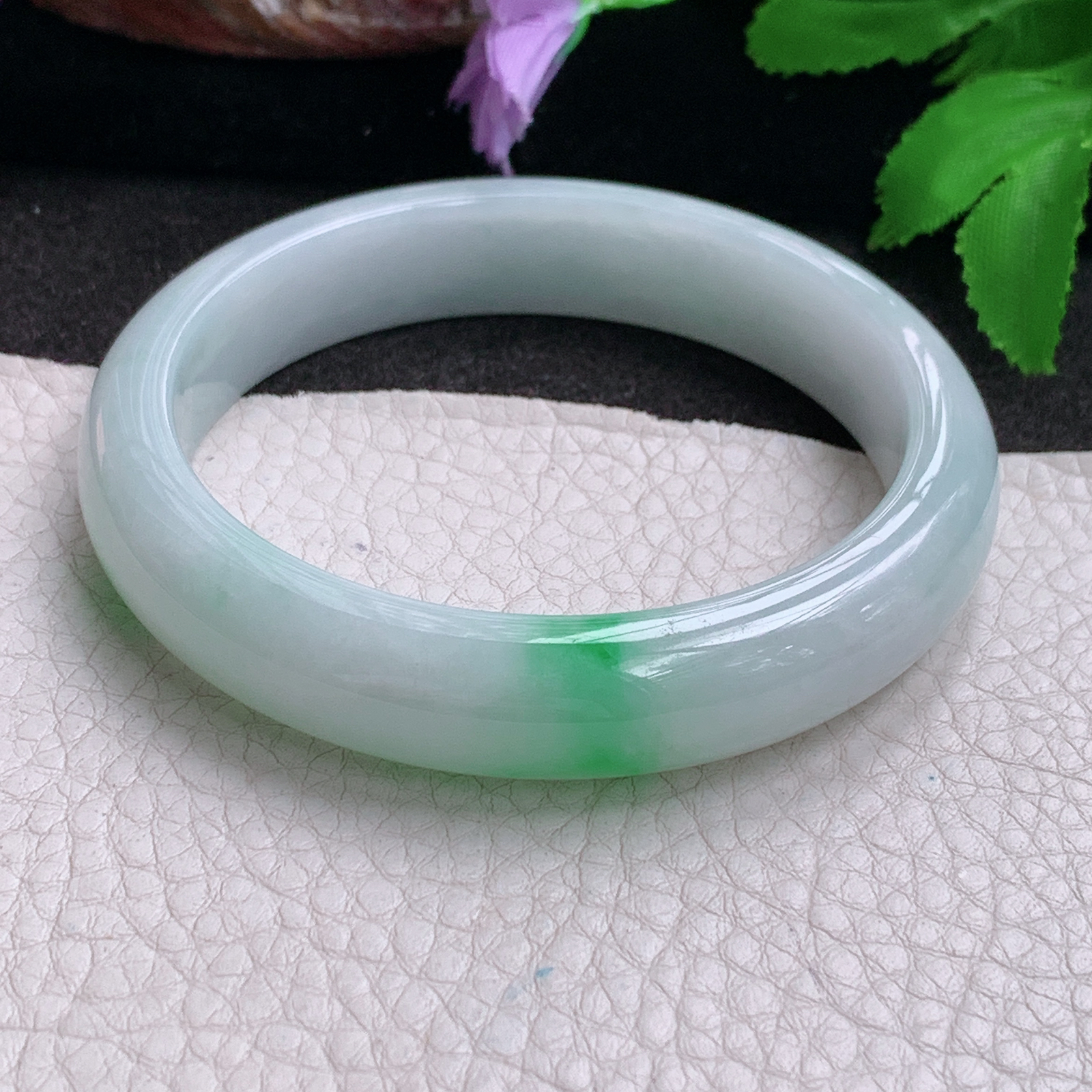 ay实拍59.5*12.8*9白底青镯 缅甸翡翠a货玉手镯水润飘绿正圈玉手环