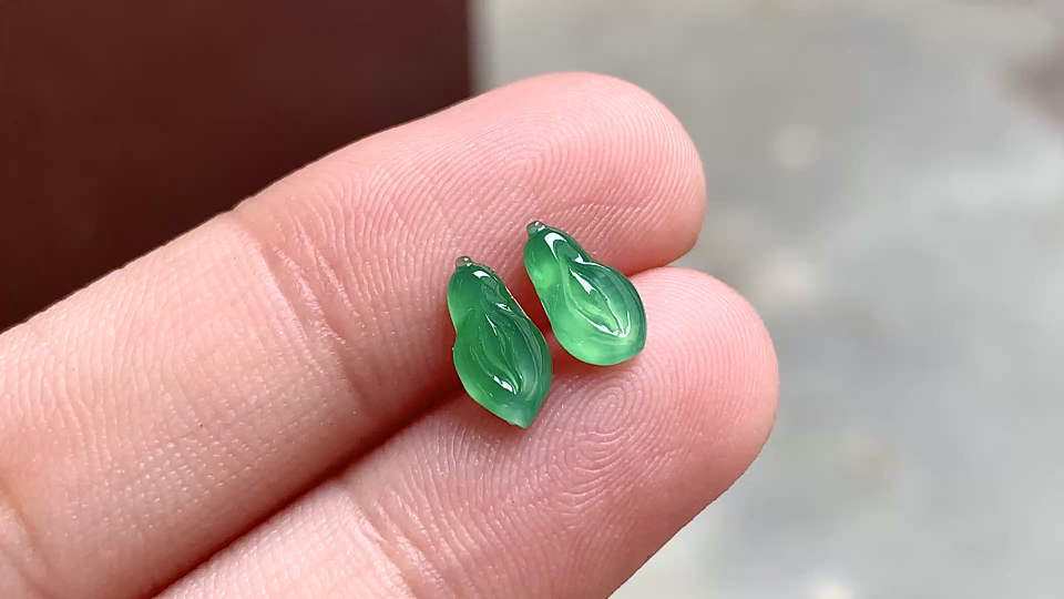 ️ 木纳绿兰花一对 8.5*5*1.8 完整