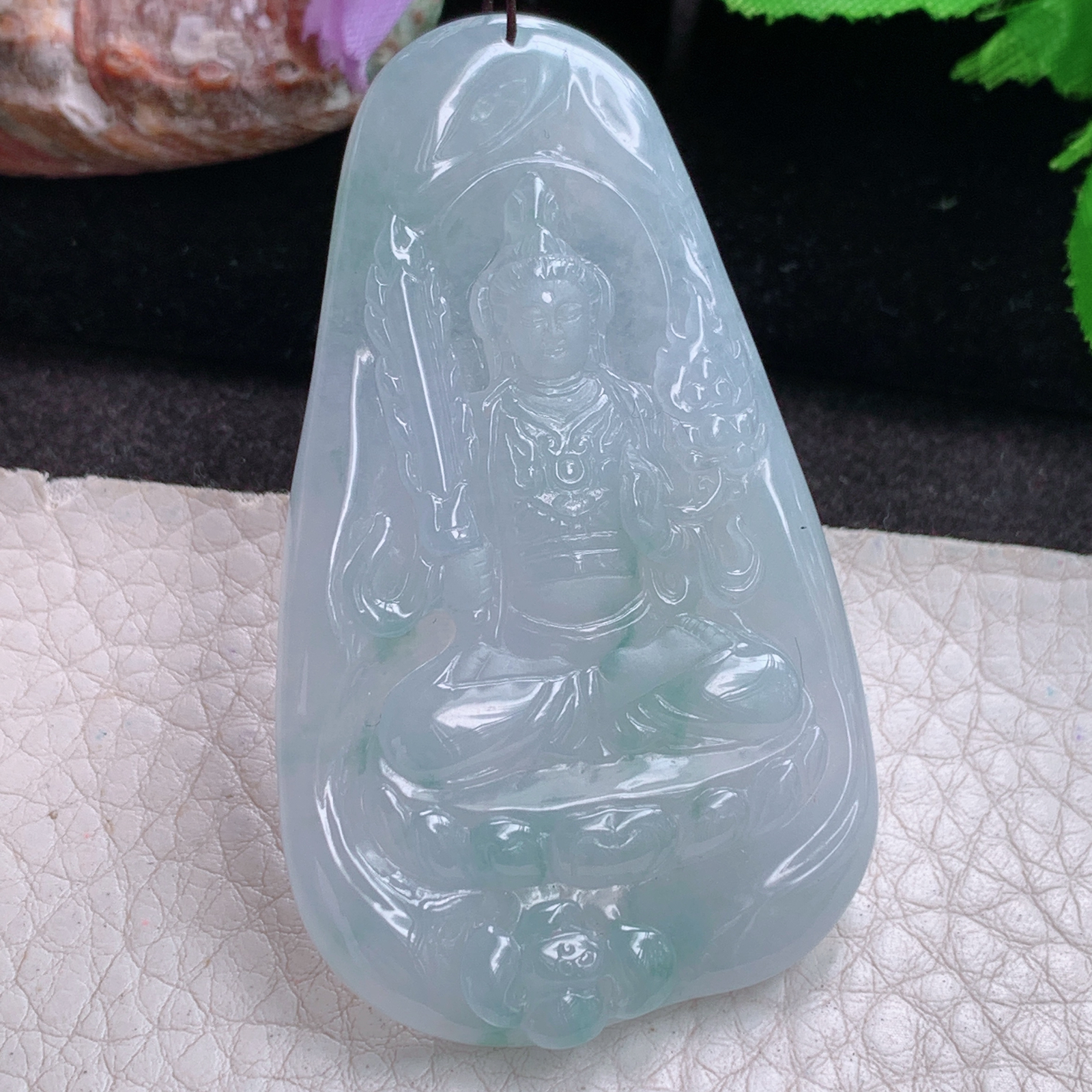 ktj实拍62*37*5.6缅甸翡翠a货精雕冰飘花虚空藏 生肖守护神玉吊坠