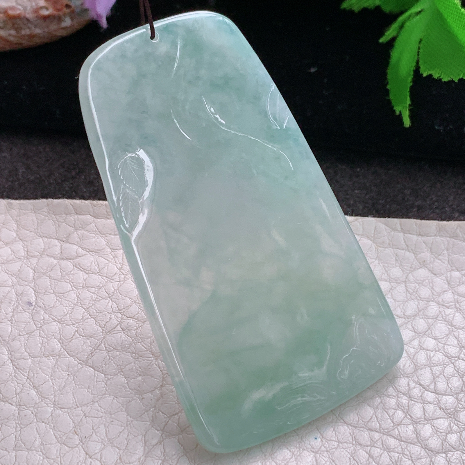 Ktj实拍63.2*35.8*5.3缅甸翡翠a货精雕冰晴虚空藏菩萨 生肖守护神玉吊坠