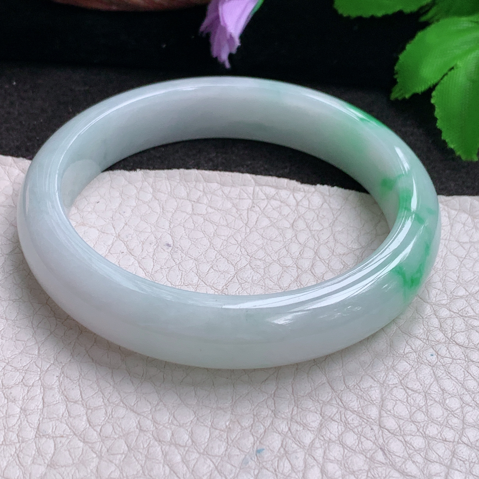 ay实拍59.5*12.8*9白底青镯 缅甸翡翠a货玉手镯水润飘绿正圈玉手环