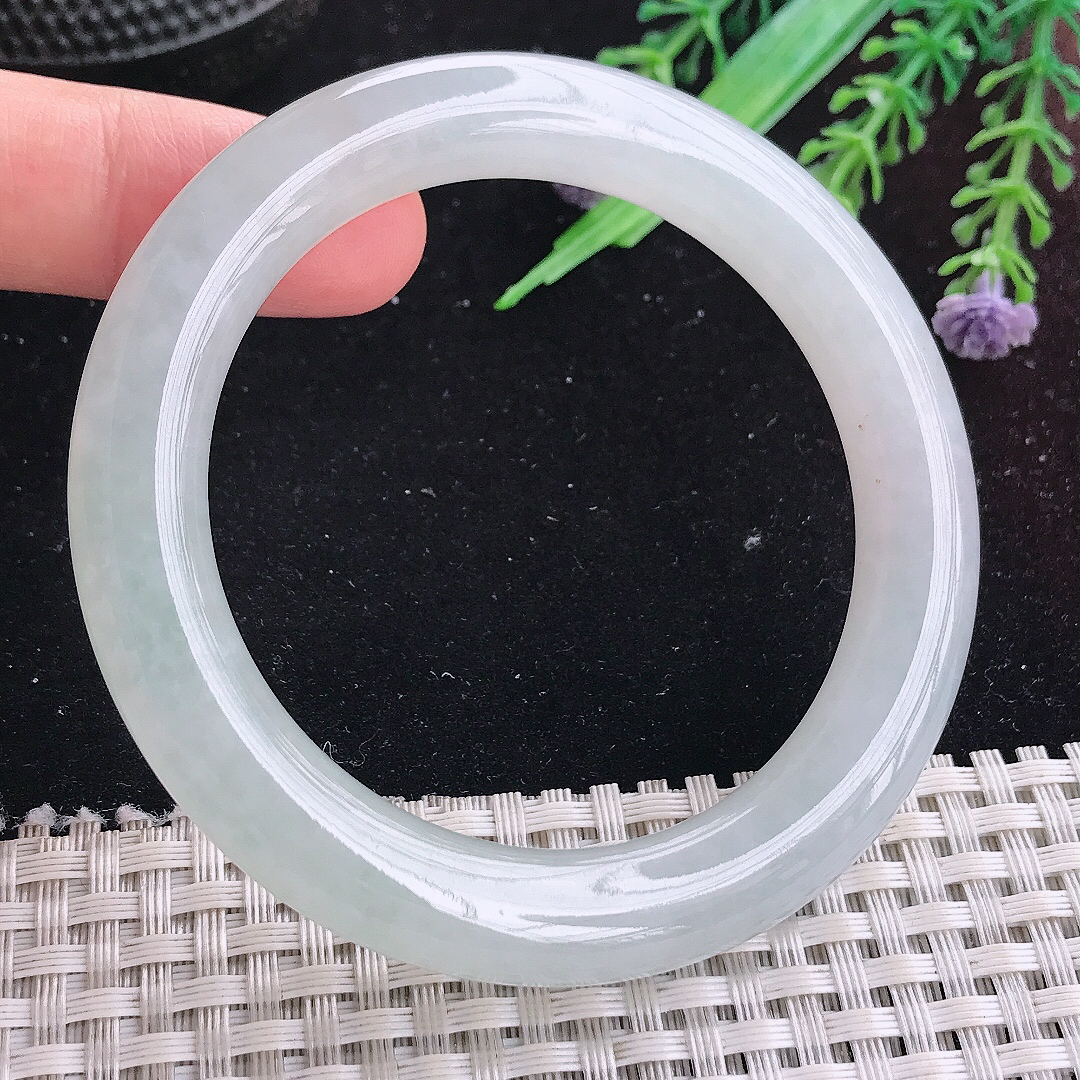 实拍A货翡翠55/9.7/10老坑冰胶果冻冰晴圆条手镯平安镯美人镯