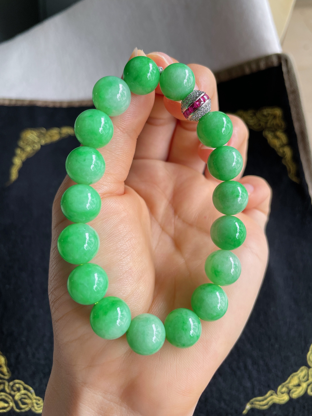 天然翡翠A货，冰满绿阳绿手串，尺寸：11.5mm。【编0227】