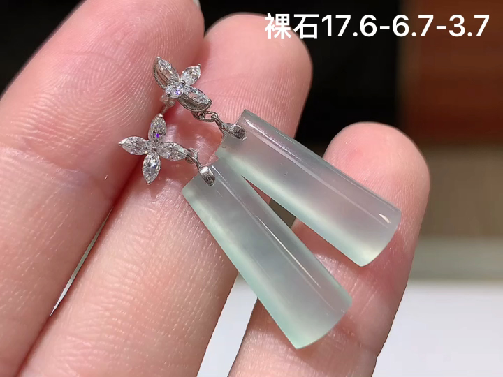 18K 冰种无事牌耳坠 无裂, 尺寸，17.6-6.7-3.7