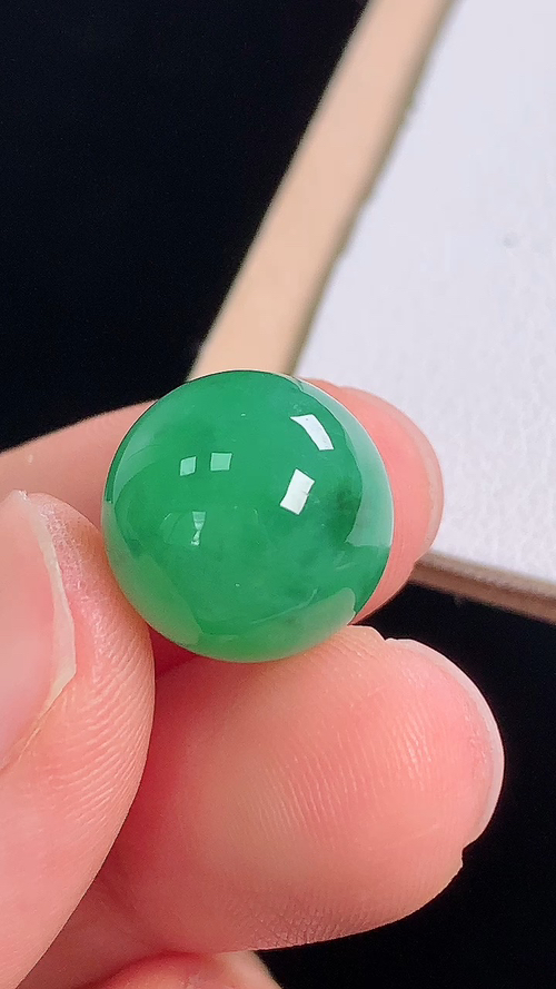 冰绿圆珠，尺寸:12.6-12.6mm 4