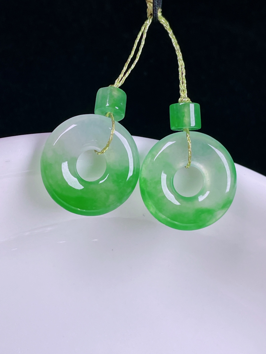 ️冰绿耳坠，老种起光 ，细底通透，尺寸：裸石13/3mm0707