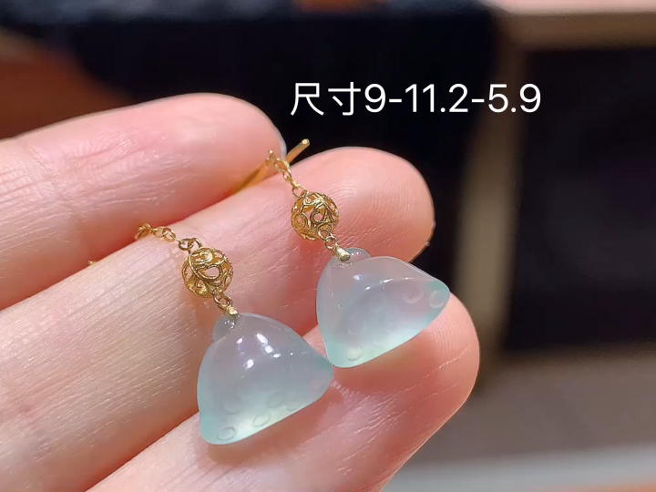 18K 冰底色莲蓬耳坠 无裂, 尺寸，9-11.2-5.9