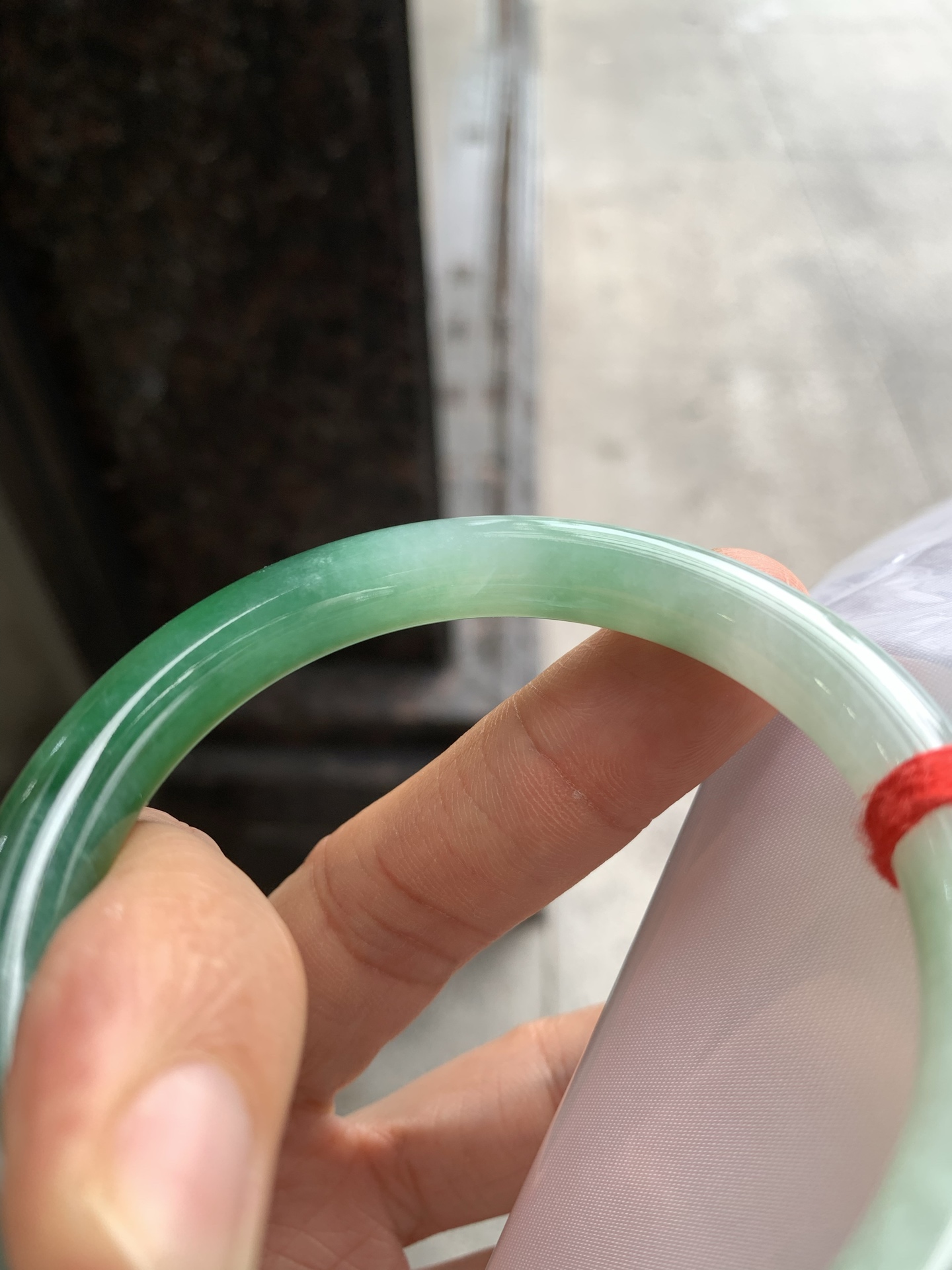 圆条飘绿 微细纹 尺寸：55/8.9/8.8 色好