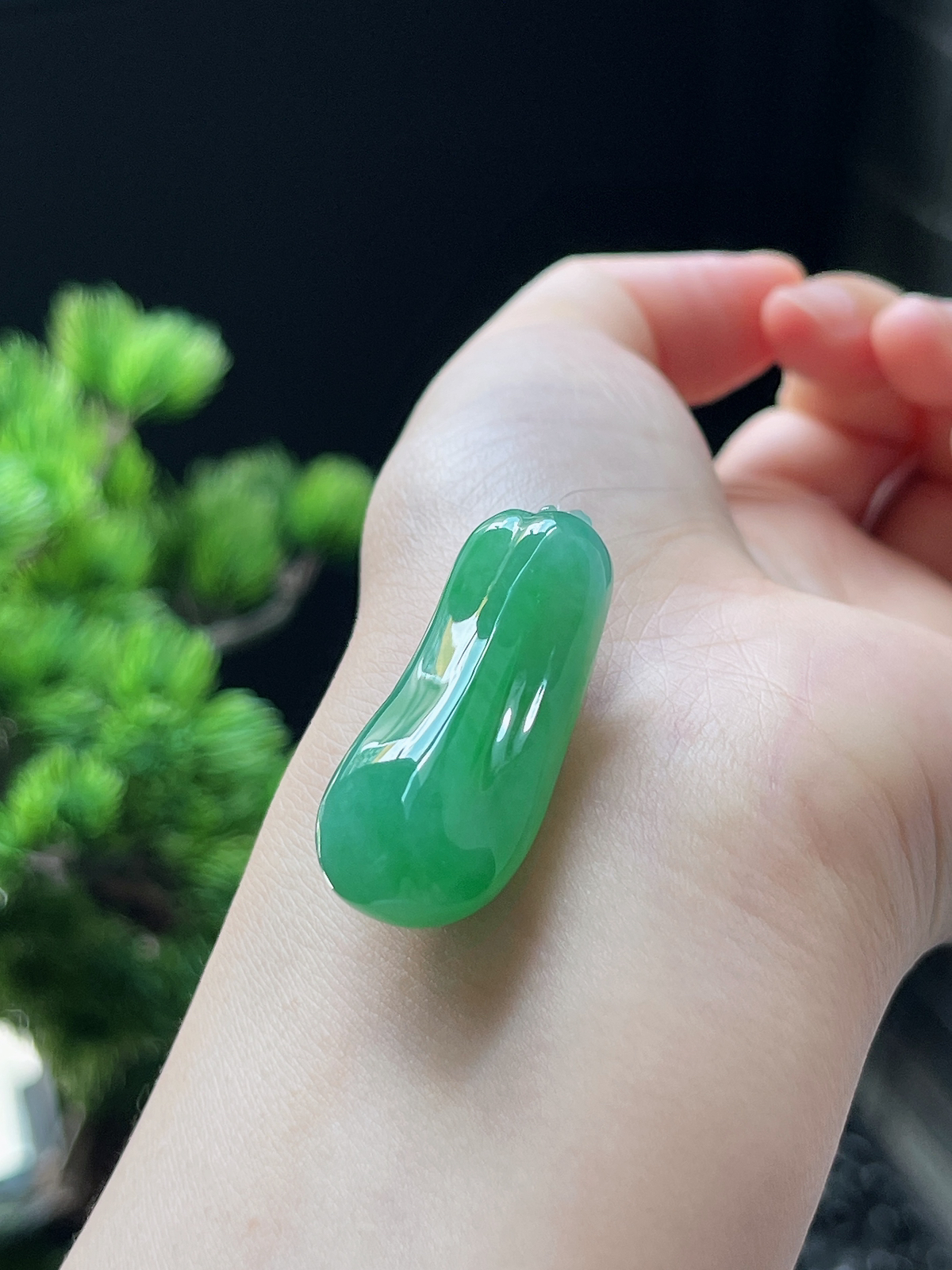 翡翠冰糯种绿色福瓜挂件