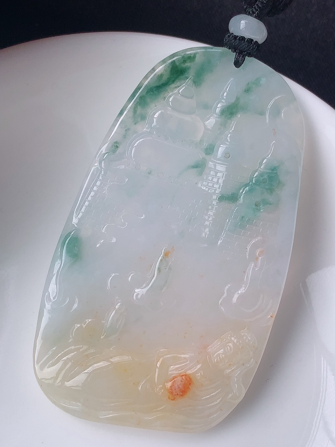 三彩如来挂件料子冰胶细腻  品相喜悦，佩戴简约时尚，61.5-36.4-4.6