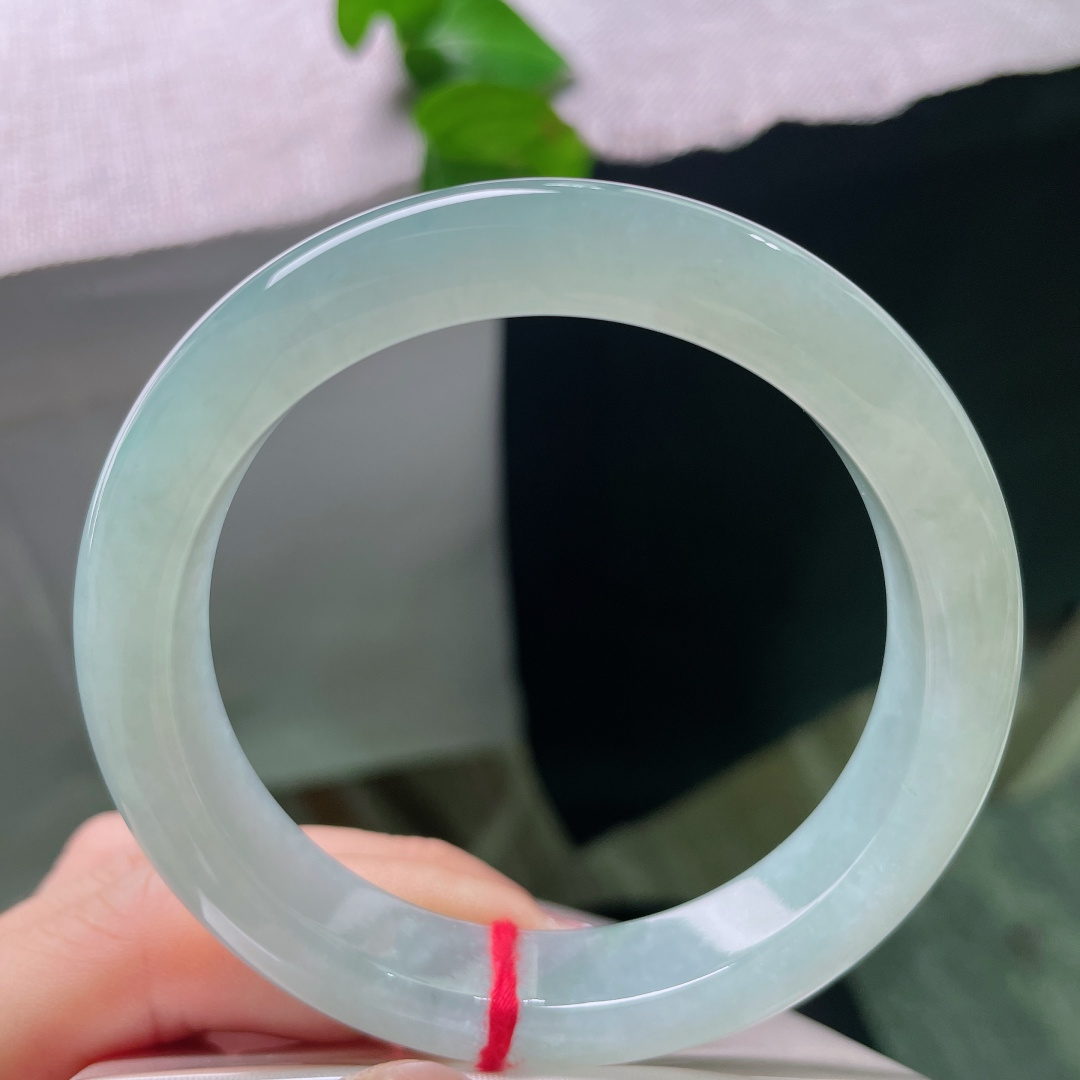 57/12/8.7，蓝底正圈，水润，细腻，甜美，优雅，雍容华贵，耐看，海蓝之谜，无裂，ss55804a