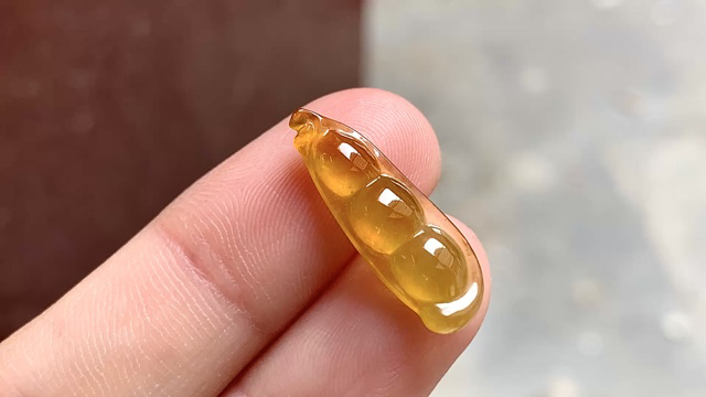 蜜糖黄福豆 22.3*7.5*4.2 完整