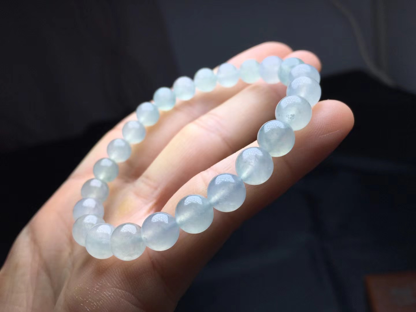 ️ 冰种手链，卡7.6～6.9mm，24颗，种好，玉质细腻，均匀，通透