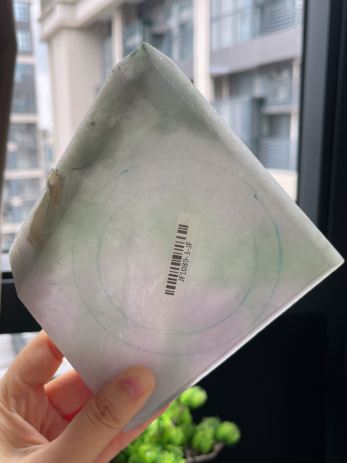 翡翠板料，⭕️正圈最大做68，正圈最大做64