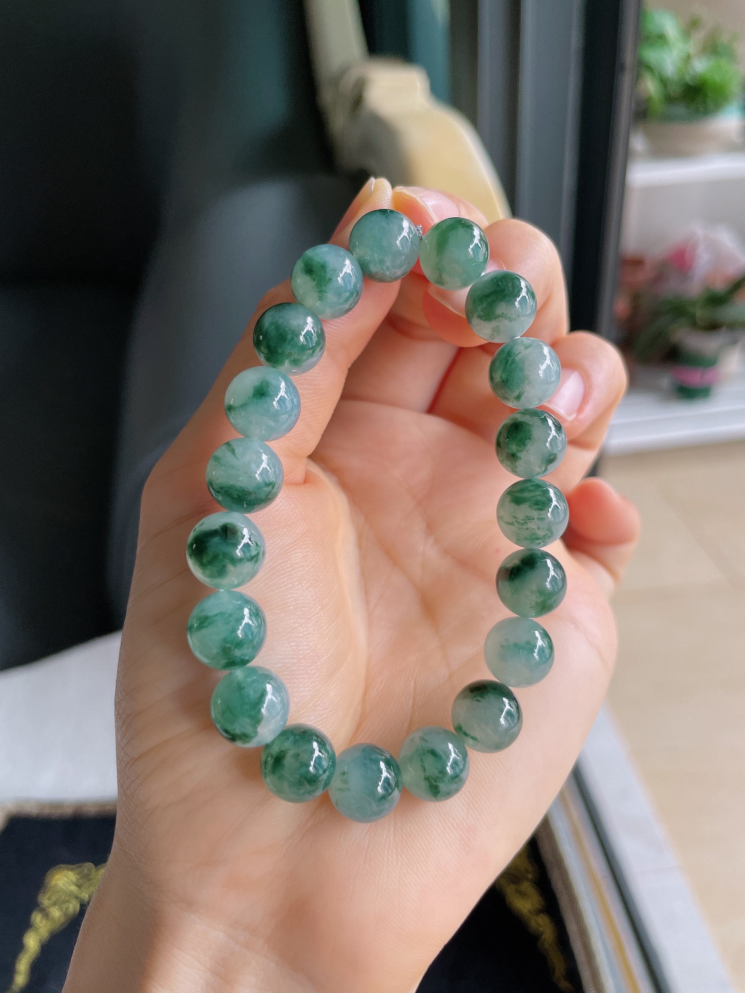 ️，天然翡翠A货，冰飘花手串，尺寸：10mm。【编4263】