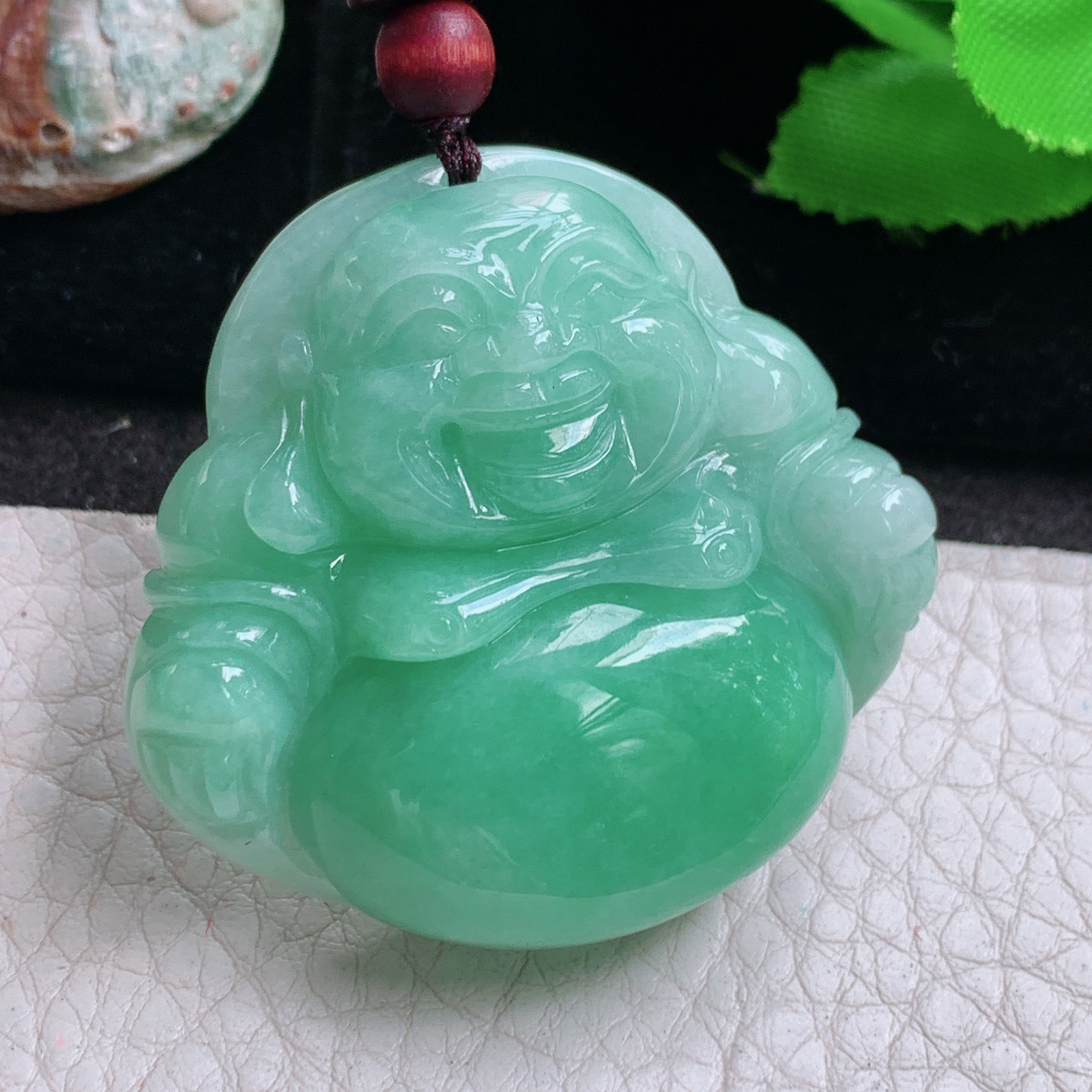 zen实拍42*45*12.5天然缅甸翡翠满色豆绿大佛公吊坠弥勒佛像