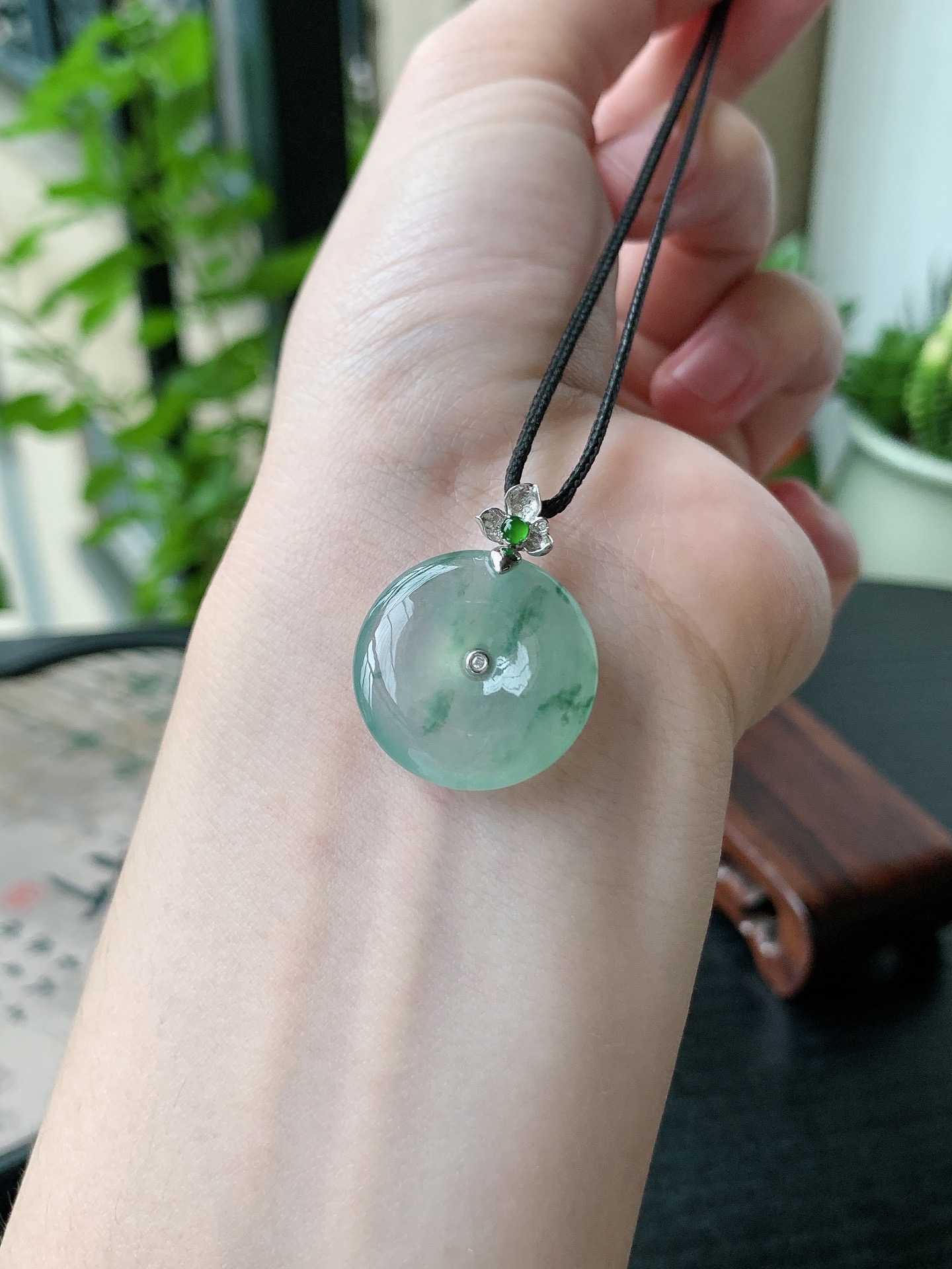 18k金镶嵌老坑冰种胶感飘花平安扣吊坠 裸石尺寸:21.4-5mm