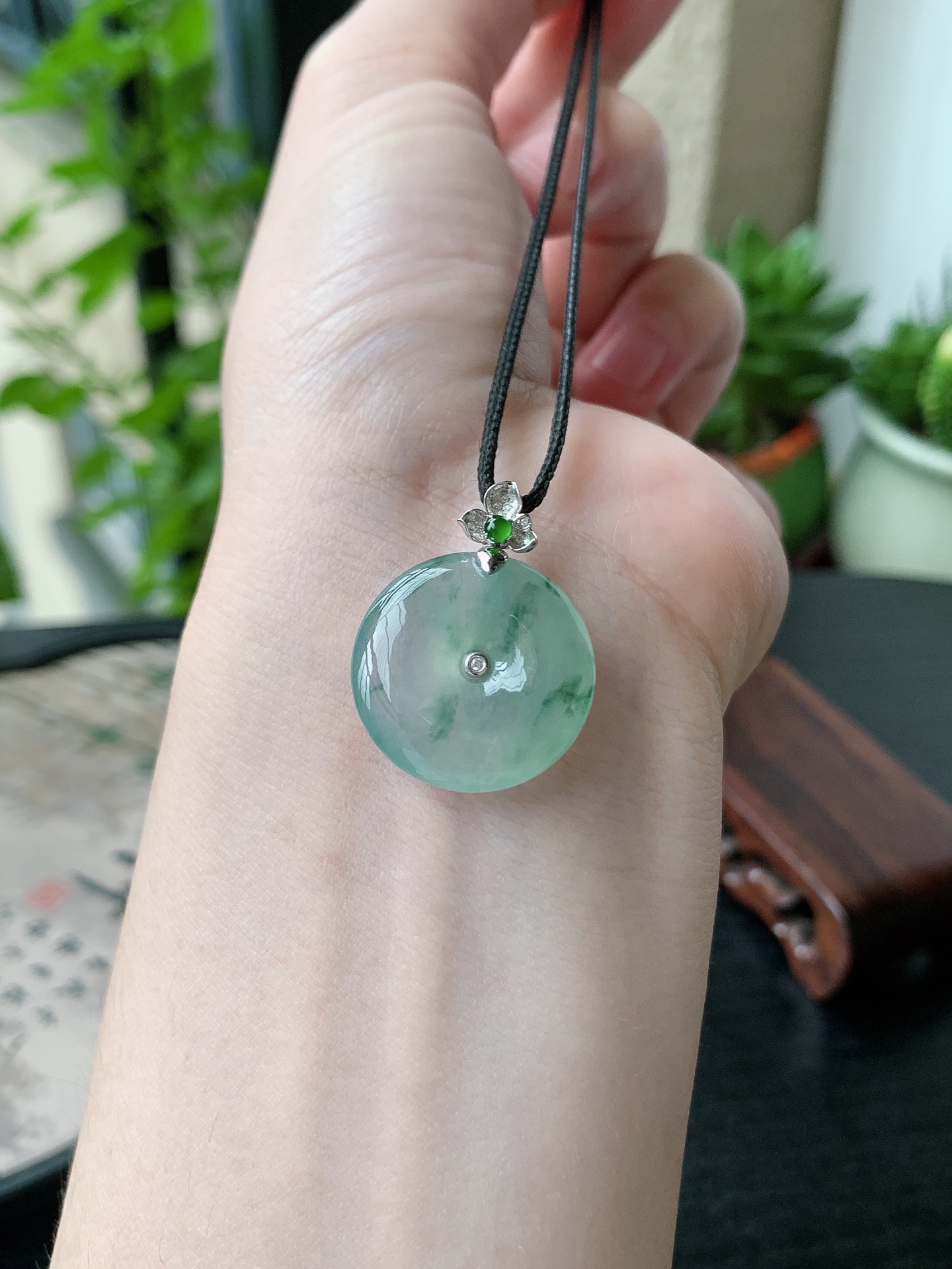 18k金镶嵌老坑冰种胶感飘花平安扣吊坠 裸石尺寸:21.4-5mm
