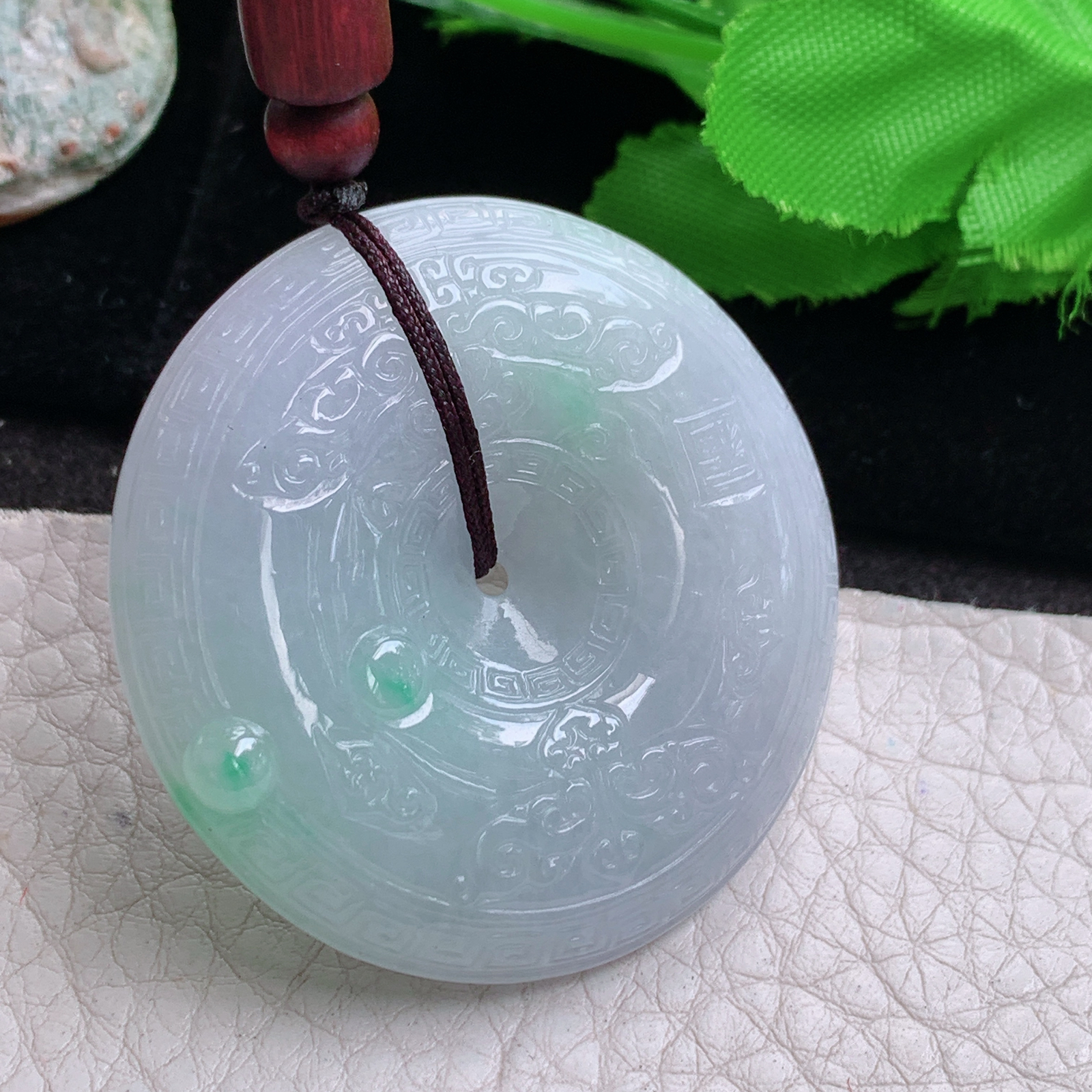 zen实拍44*11天然缅甸翡翠雕花飘绿平安扣吊坠 复古简约玉扣毛衣坠