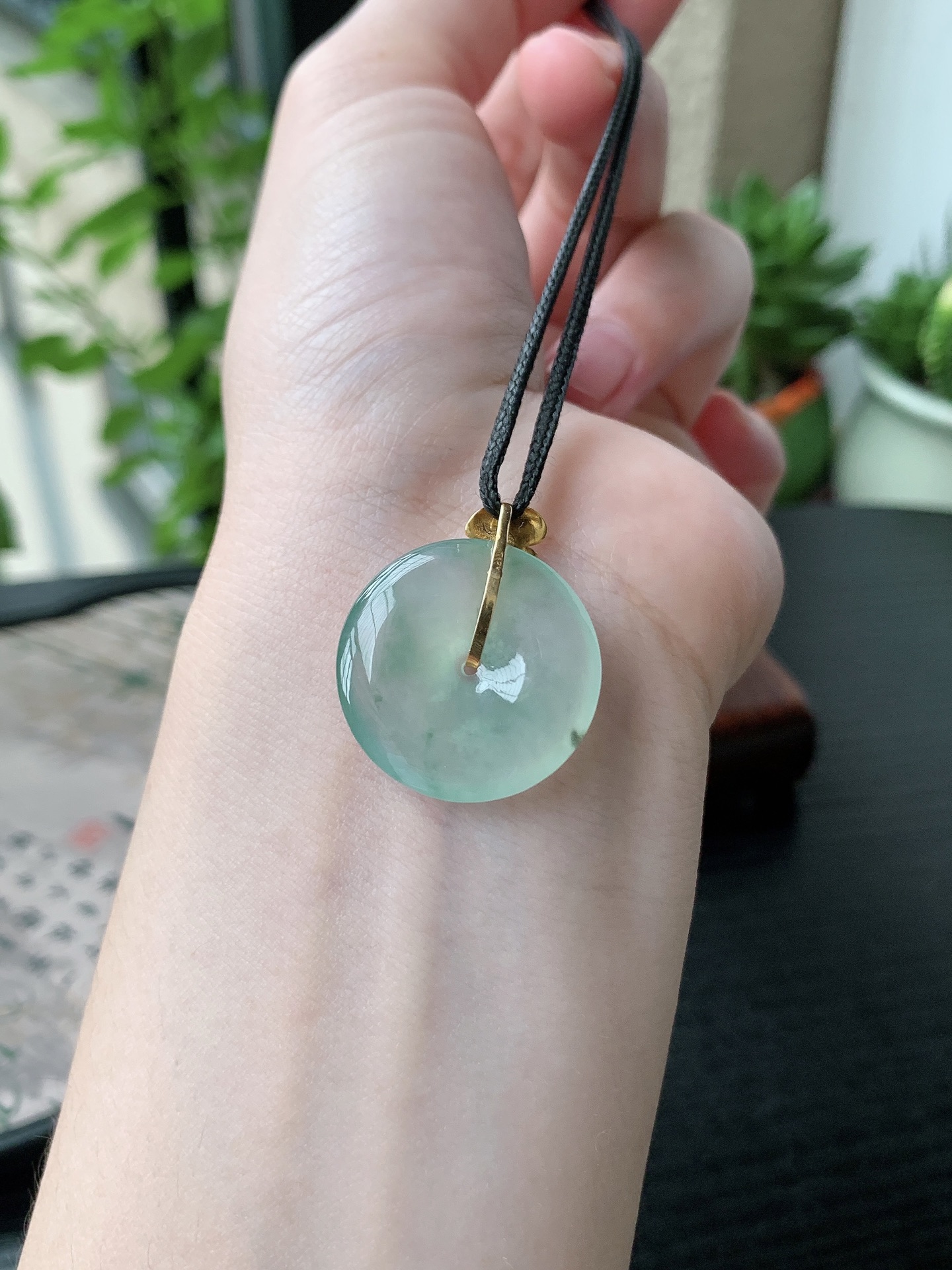 18k金镶嵌老坑冰种胶感飘花平安扣吊坠 裸石尺寸:23.5-4.8mm