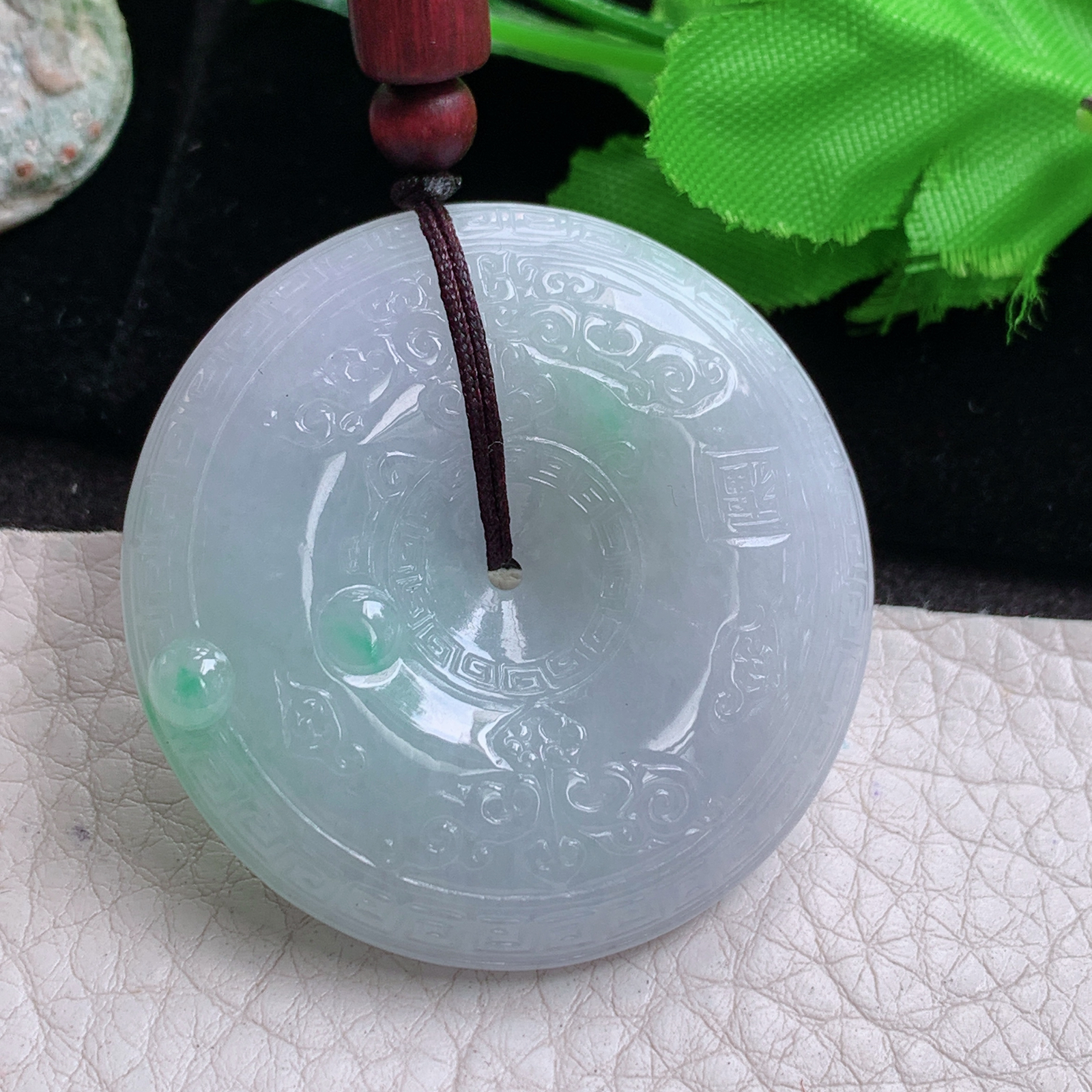 zen实拍44*11天然缅甸翡翠雕花飘绿平安扣吊坠 复古简约玉扣毛衣坠
