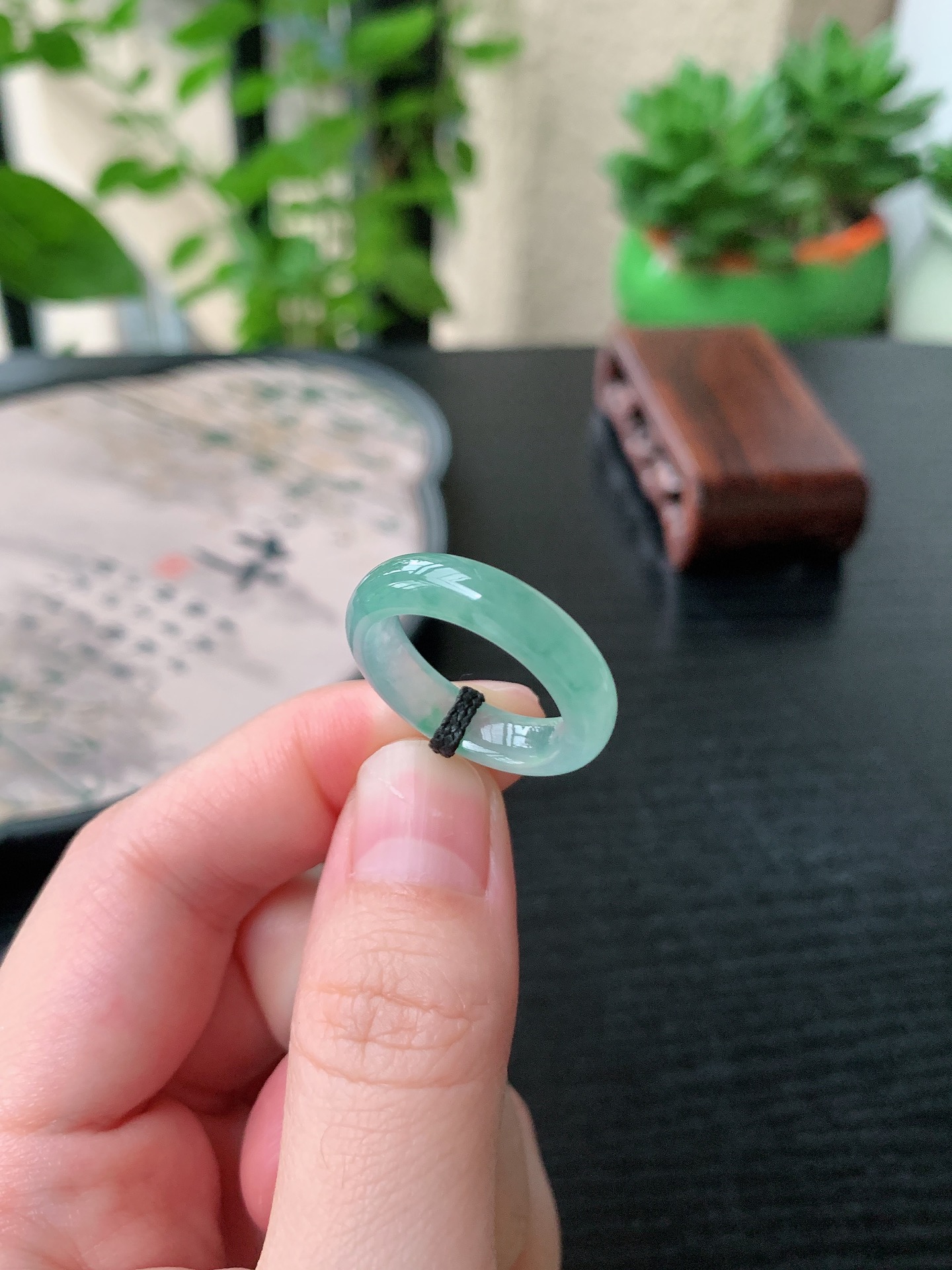 老坑冰种胶感飘花素面戒指 裸石尺寸:18.1-5.5-3.8mm
