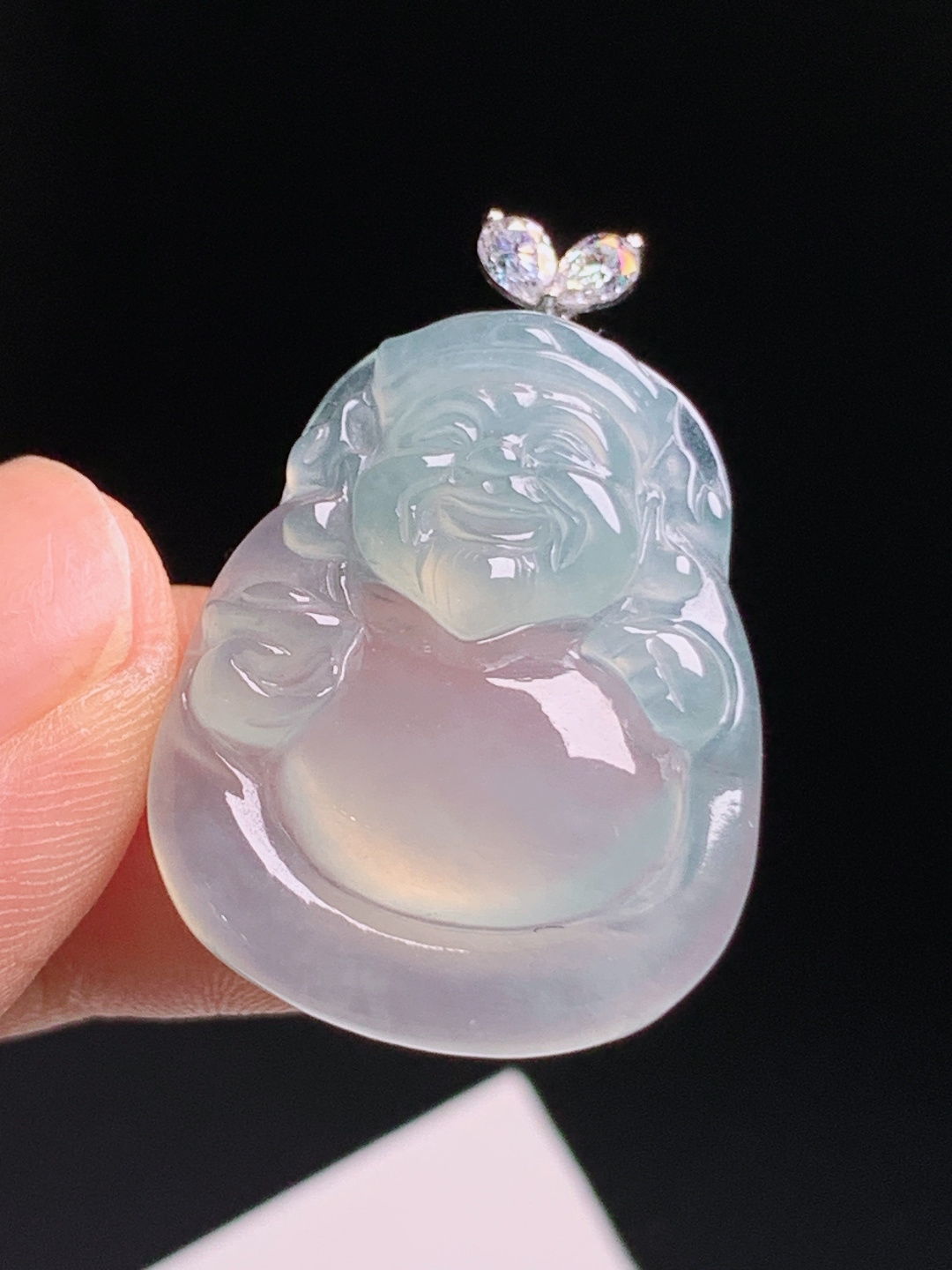 ️ 财神爷吊坠，种水清澈透亮，雕工细致传神，招财纳福福气满满 裸石27.2-20.8-5.7 整体30.5 08