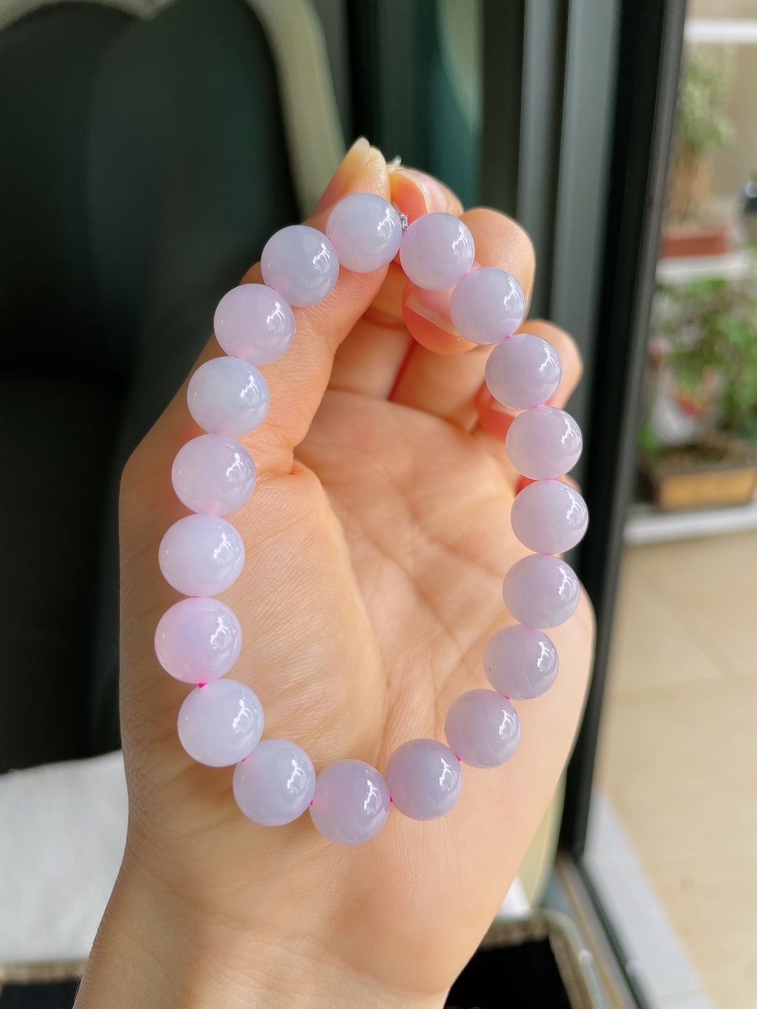 缅甸天然翡翠A货，冰种手串，尺寸：9.8mm。【编4036】