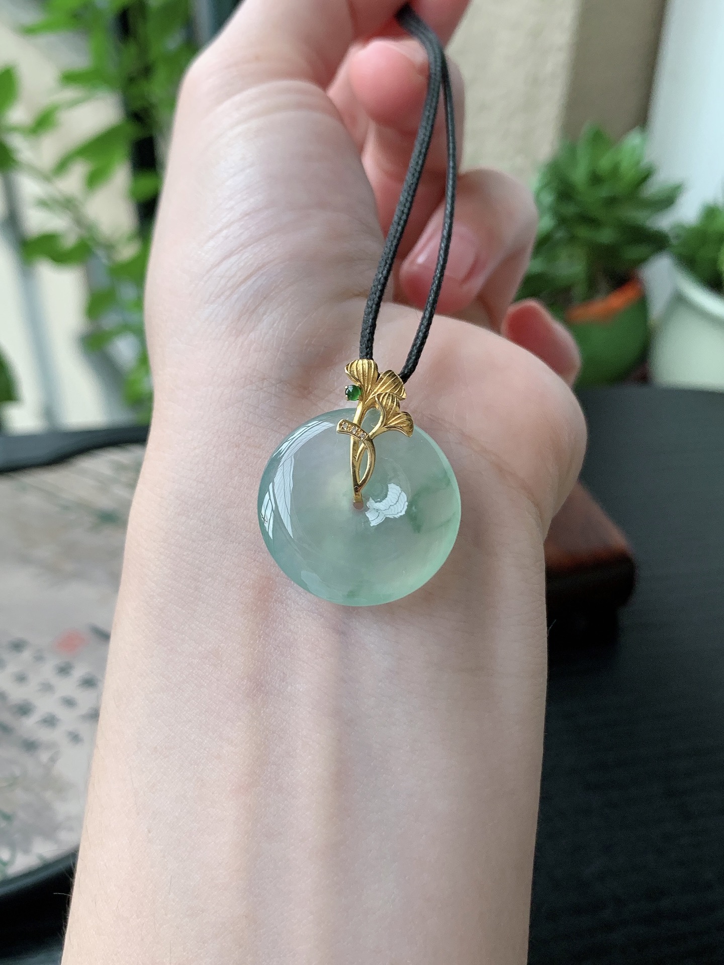 18k金镶嵌老坑冰种胶感飘花平安扣吊坠 裸石尺寸:23.5-4.8mm