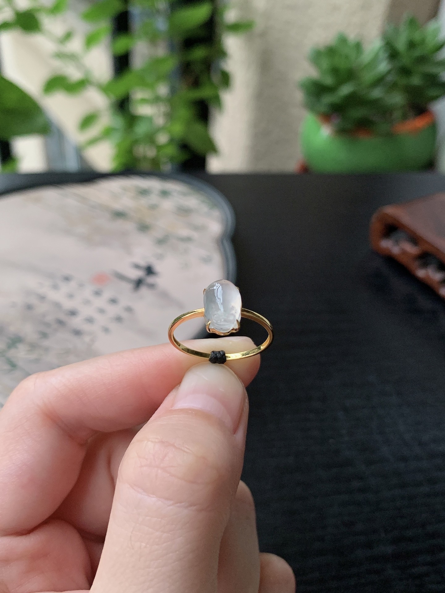 18k金镶嵌老坑冰种胶感白月光貔貅戒指 裸石尺寸:9.5-6.2-5.6mm