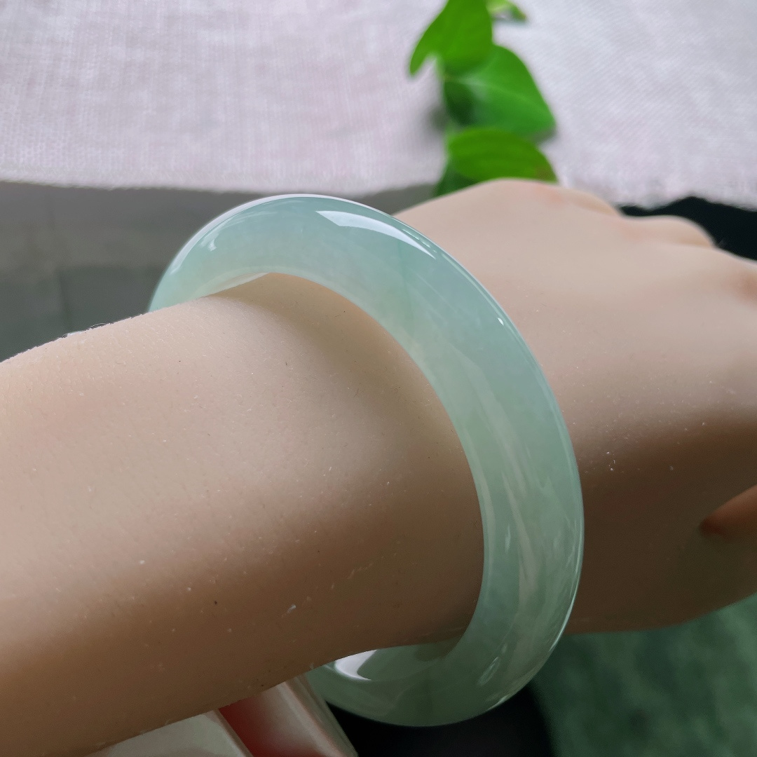 57/12/8.7，蓝底正圈，水润，细腻，甜美，优雅，雍容华贵，耐看，海蓝之谜，无裂，ss55804a