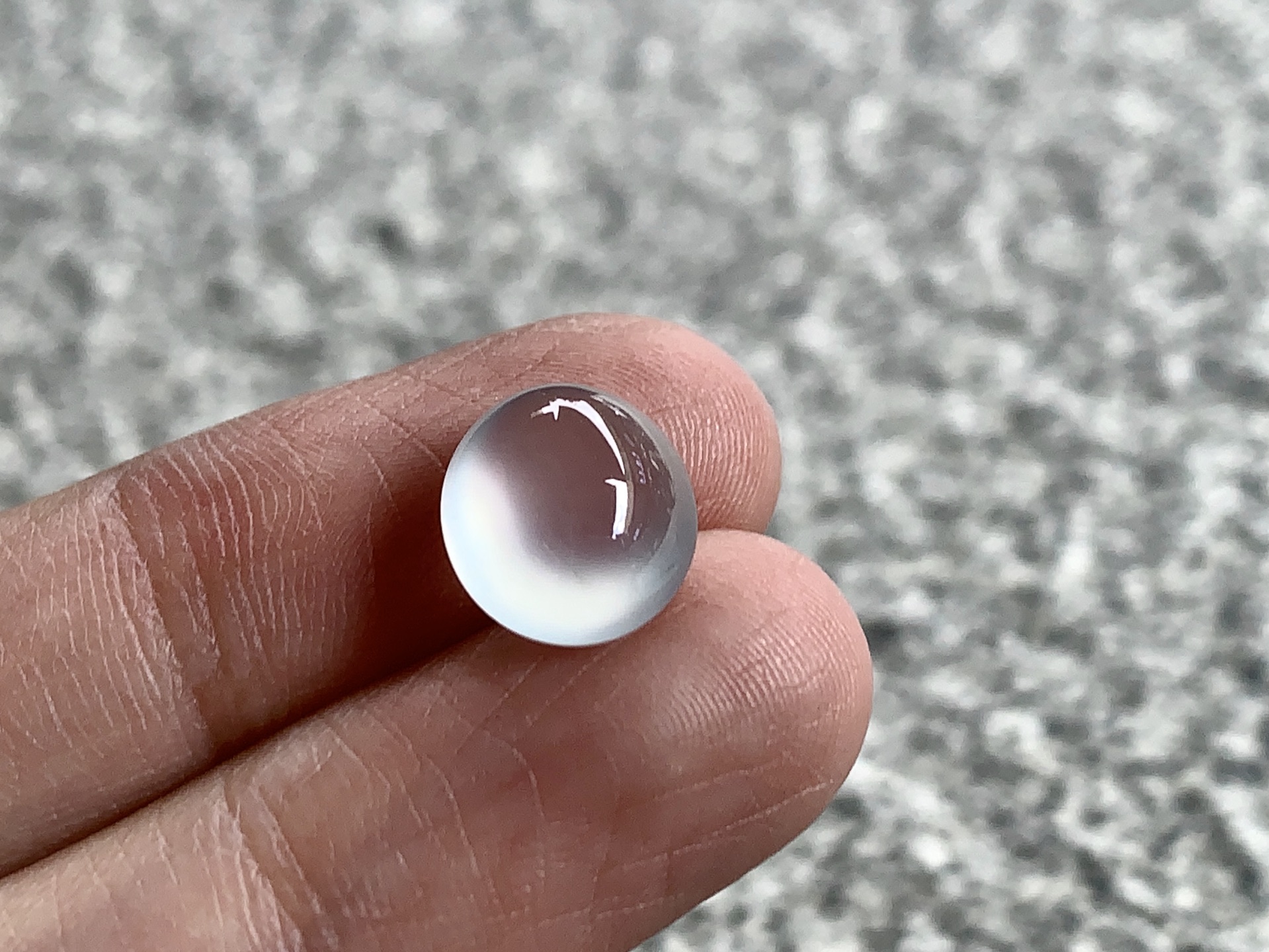 白冰蛋面 尺寸：10.6×9.5×5.3