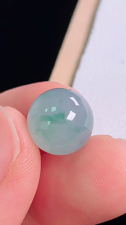 冰飘花圆珠，尺寸:10.6-10.6mm