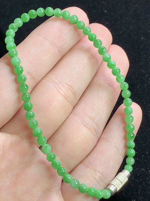 满绿玉珠手串，尺寸3.5mm，Q09cdg