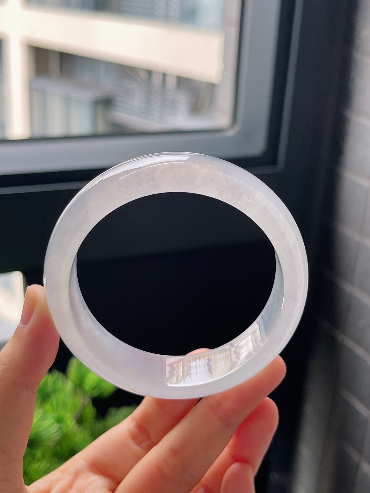 圈口57.3，冰种宽版翡翠手镯