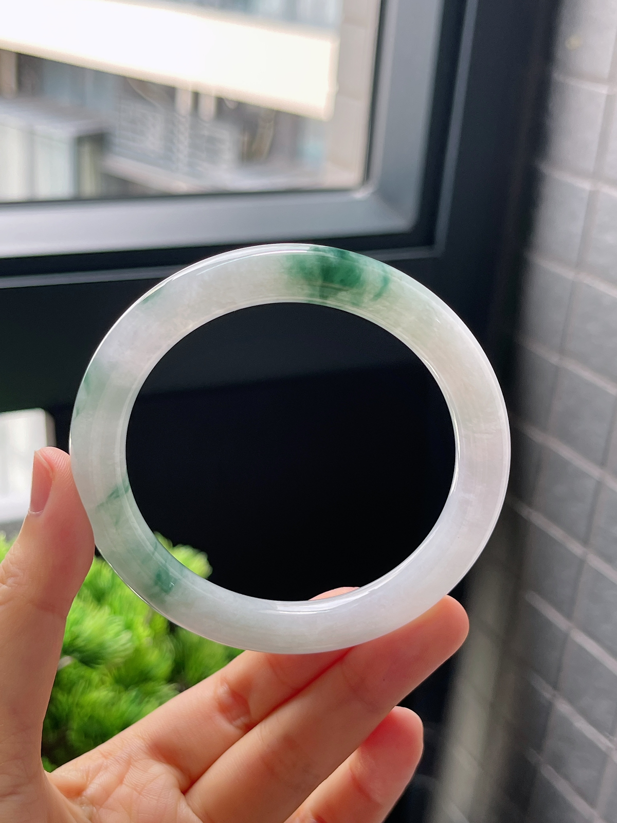 圈口58，冰糯种飘花翡翠圆条手镯