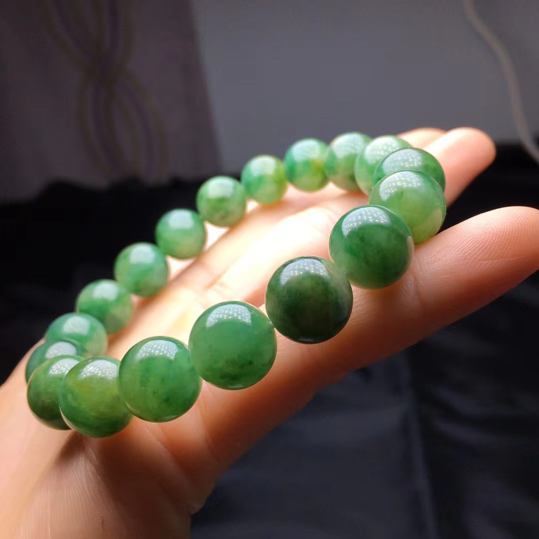 黄+绿手串，卡11.7～11mm，18颗，种好，玉质细腻，均匀，色浓，颗颗精选