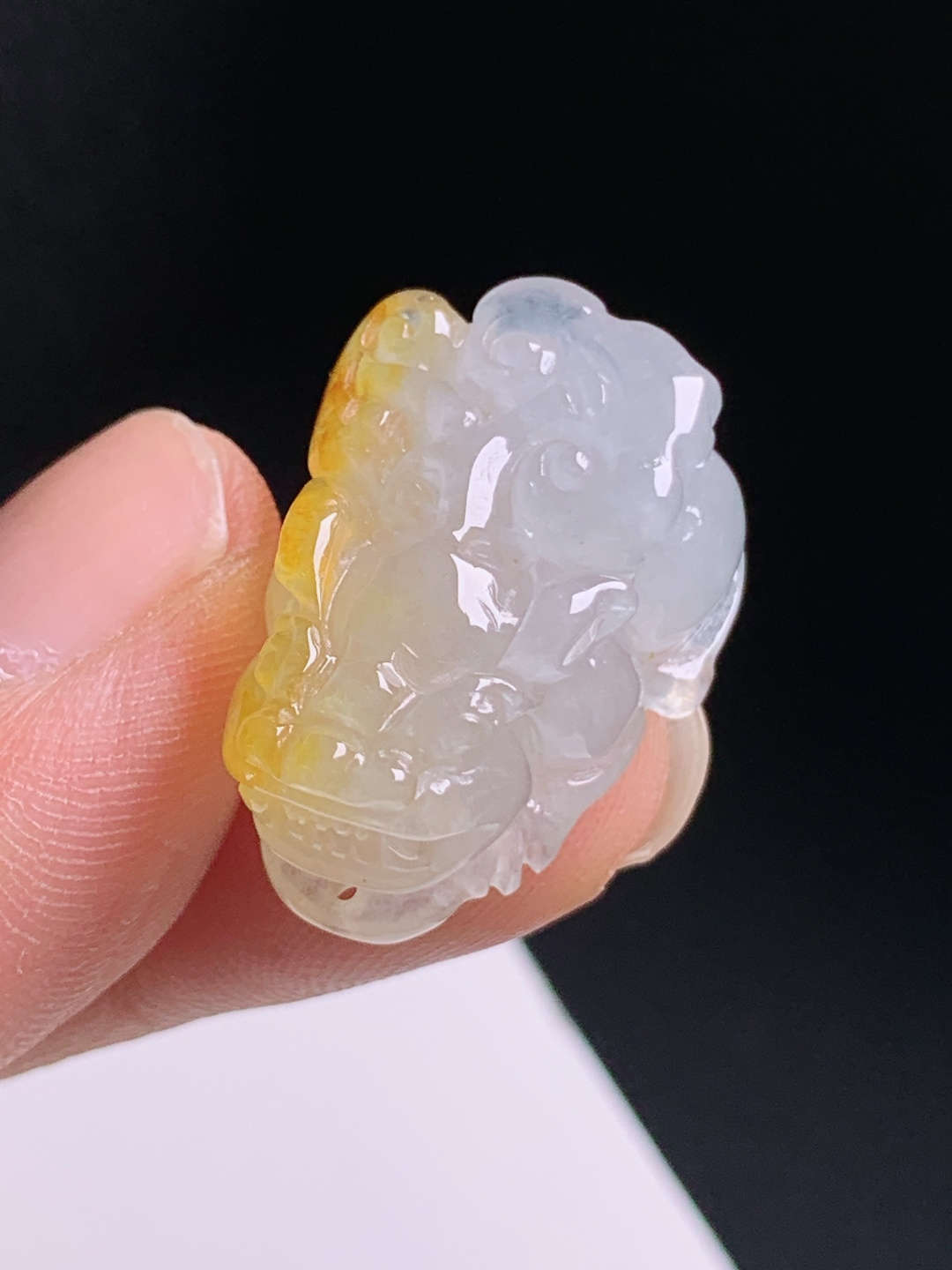 黄翡貔貅，肉质温润细腻，雕件立体霸气 裸石22.5-15.7-9.8 0807