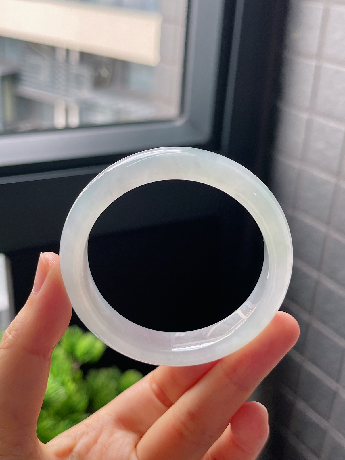 圈口50.3，白冰翡翠正圈手镯