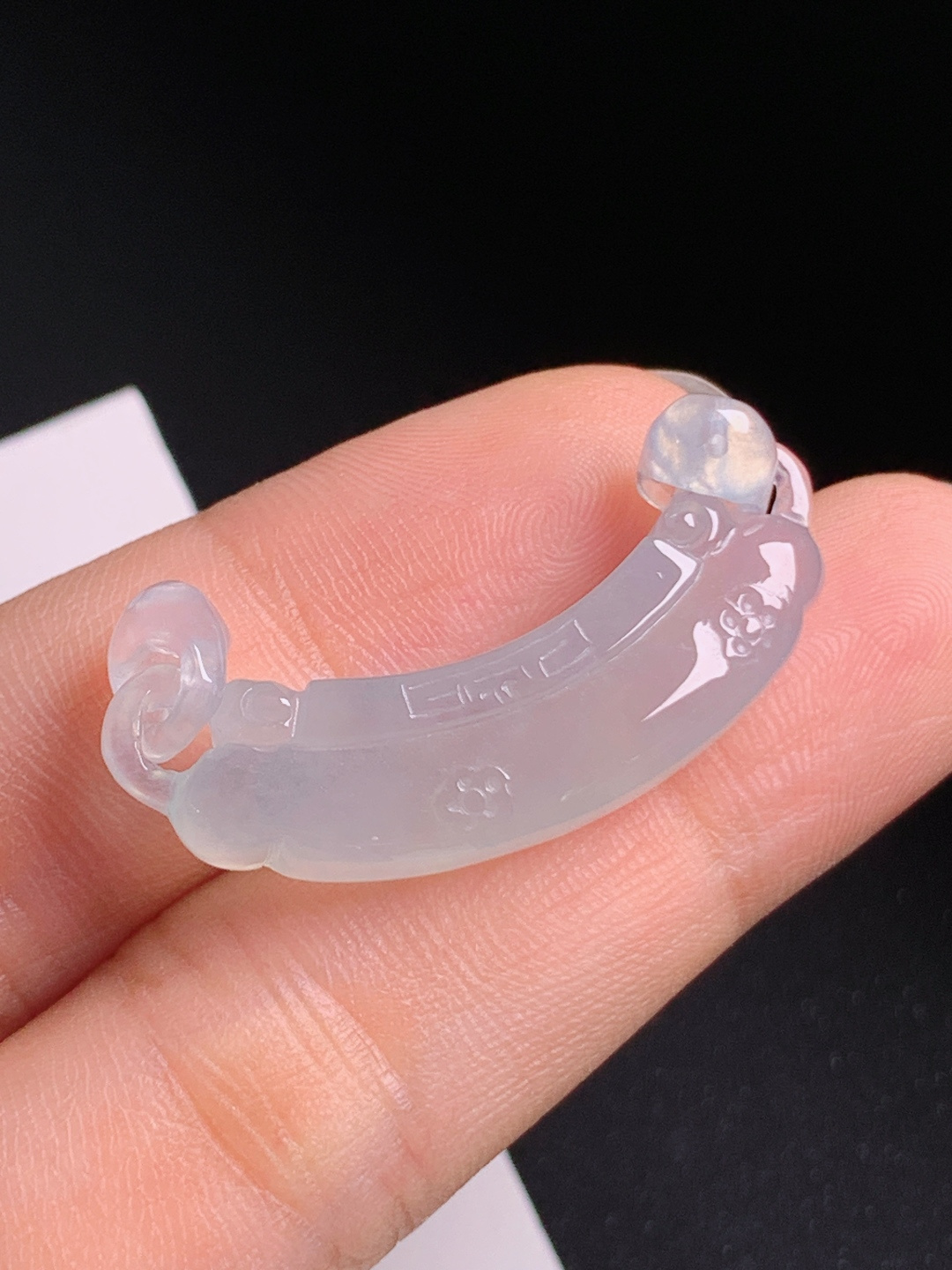冰种仿古如意玉璜，通透冰润胶感满满，精工雅致古韵十足 0807
