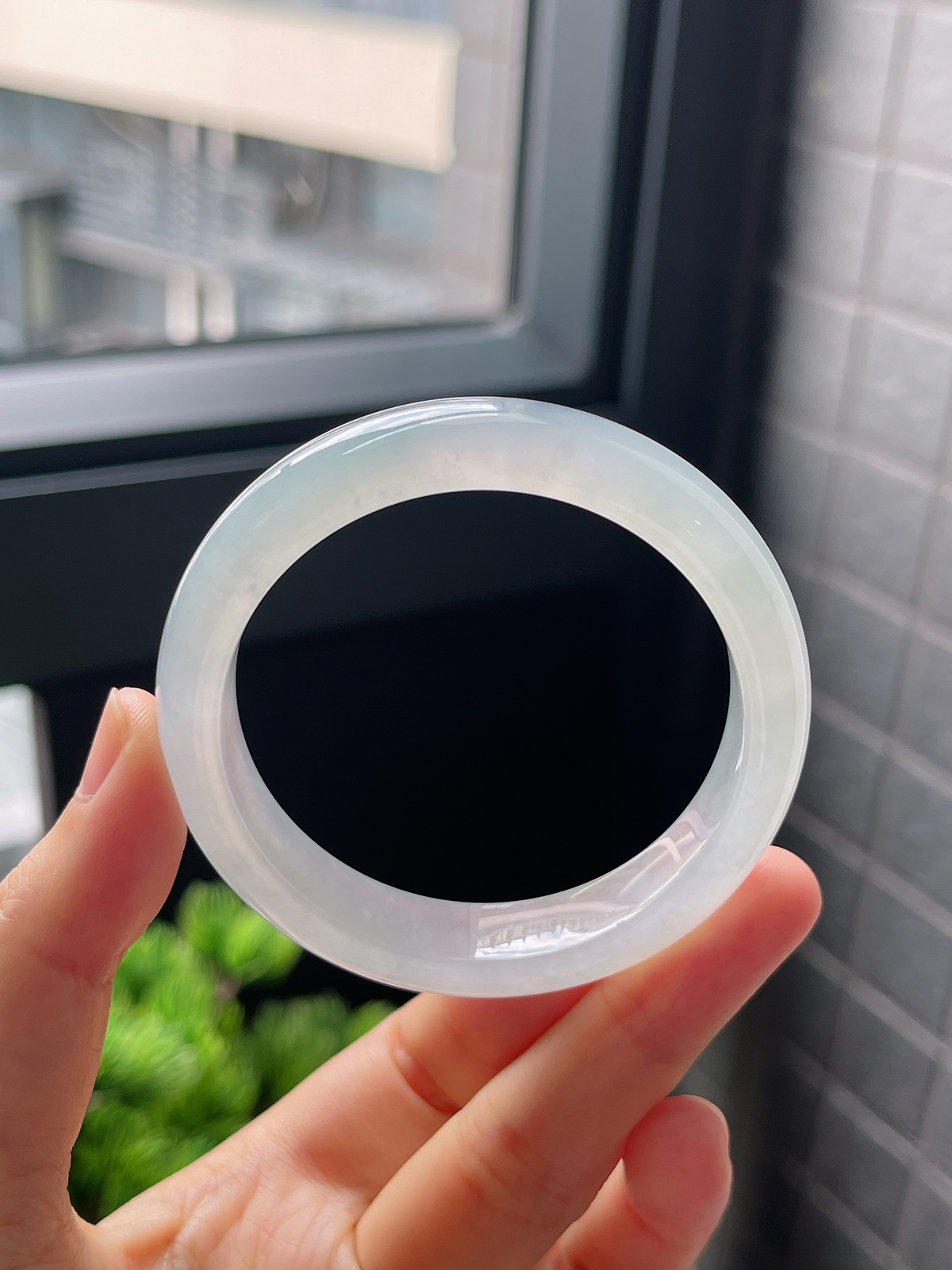 圈口50.3，白冰翡翠正圈手镯